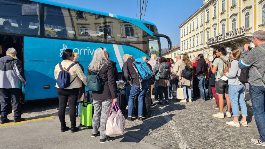 avtobusna postaja ljubljana, gneča, ljubljana