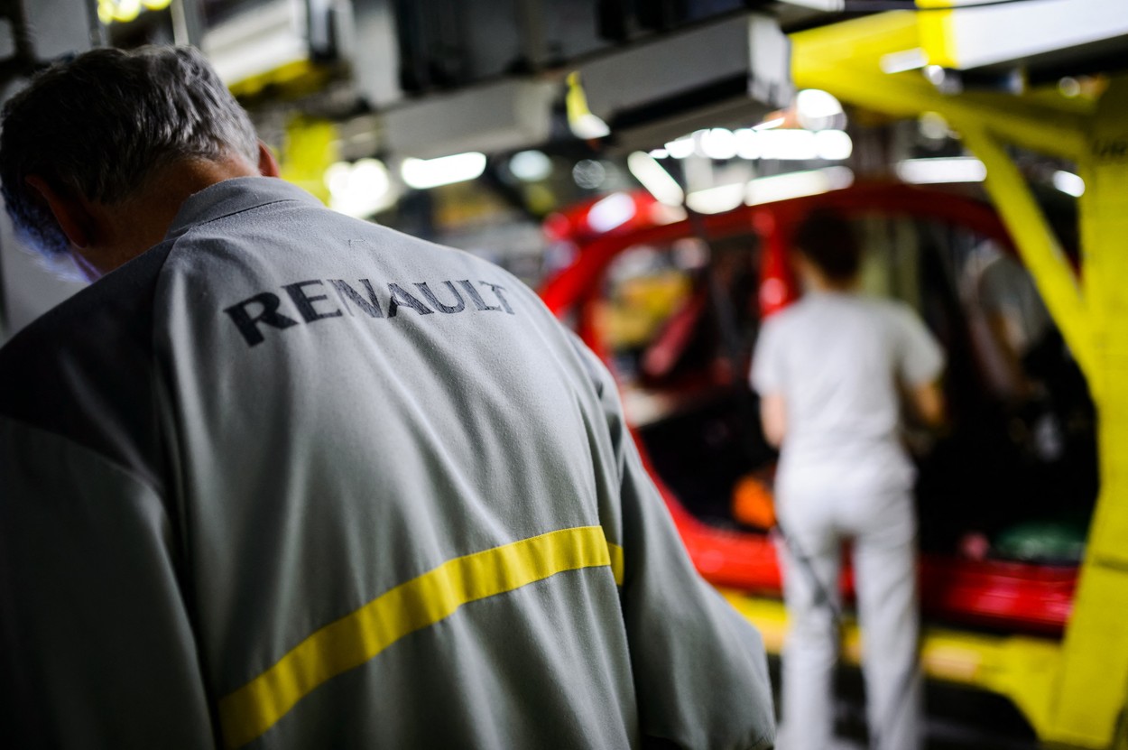 revoz,novo mesto,avtomobil,preoizvodnja,renault,tekoči trak,vozila