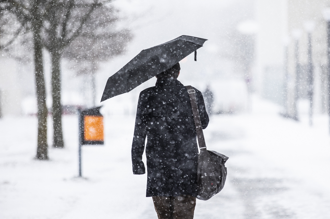 zima, sneg, padavine, snežinke