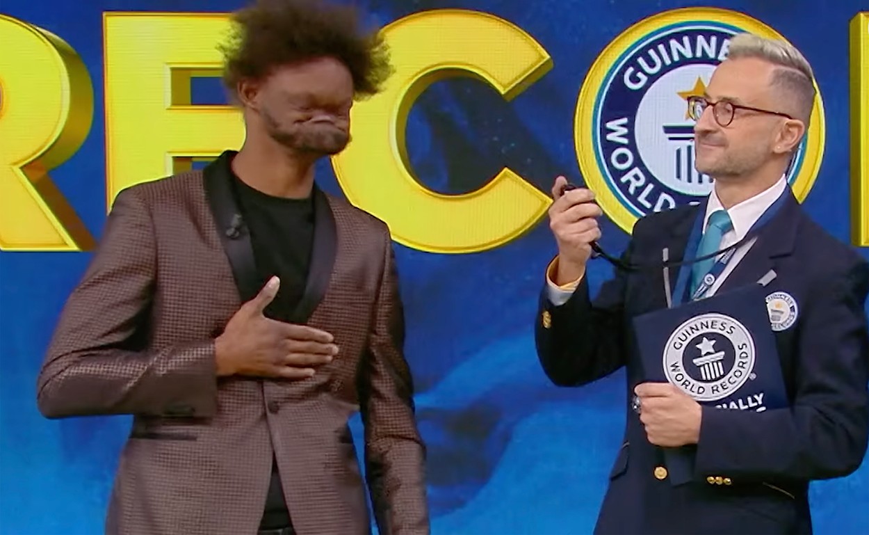 Jovante Carter, gurning, spakovanje, Guinnessov rekord