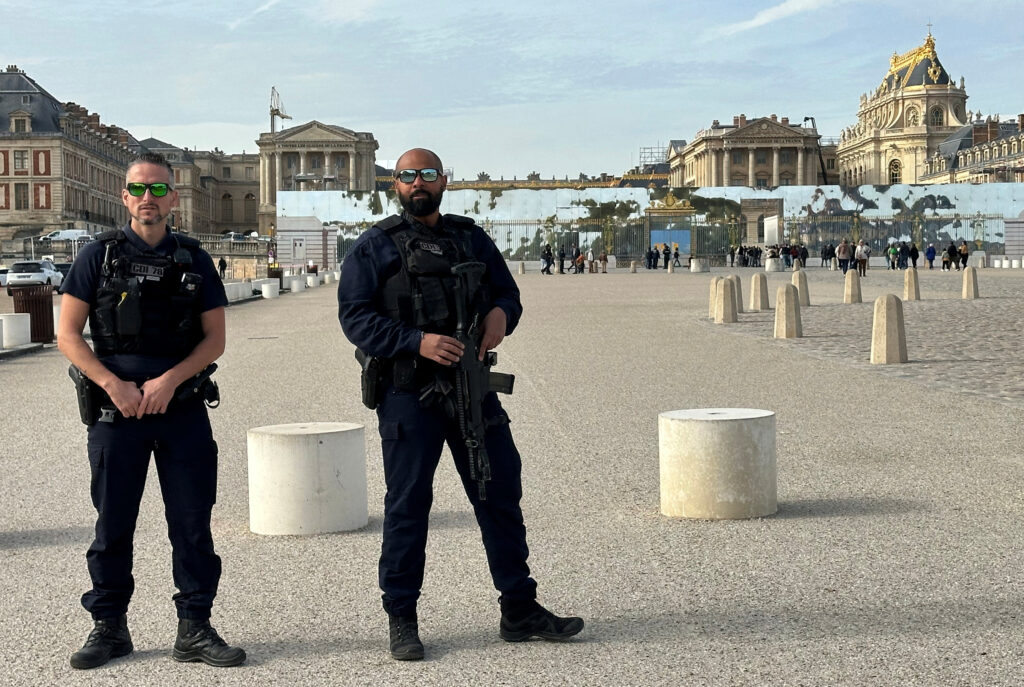 1697548077-2023-10-17T124800Z_499488572_RC2CU3AN8L39_RTRMADP_3_FRANCE-SECURITY-VERSAILLES-1024x687.jpg
