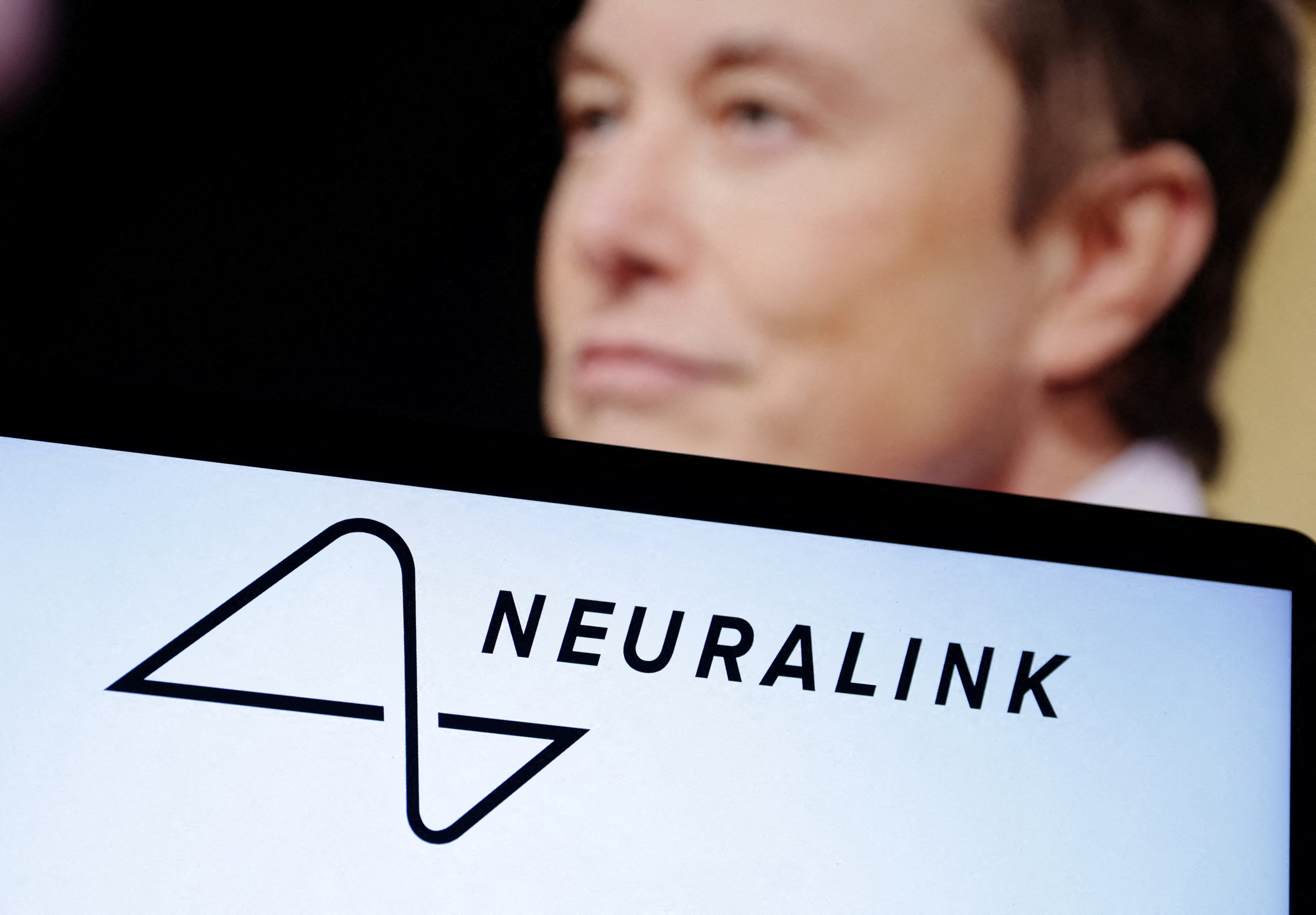 Elon Musk, Neuralink