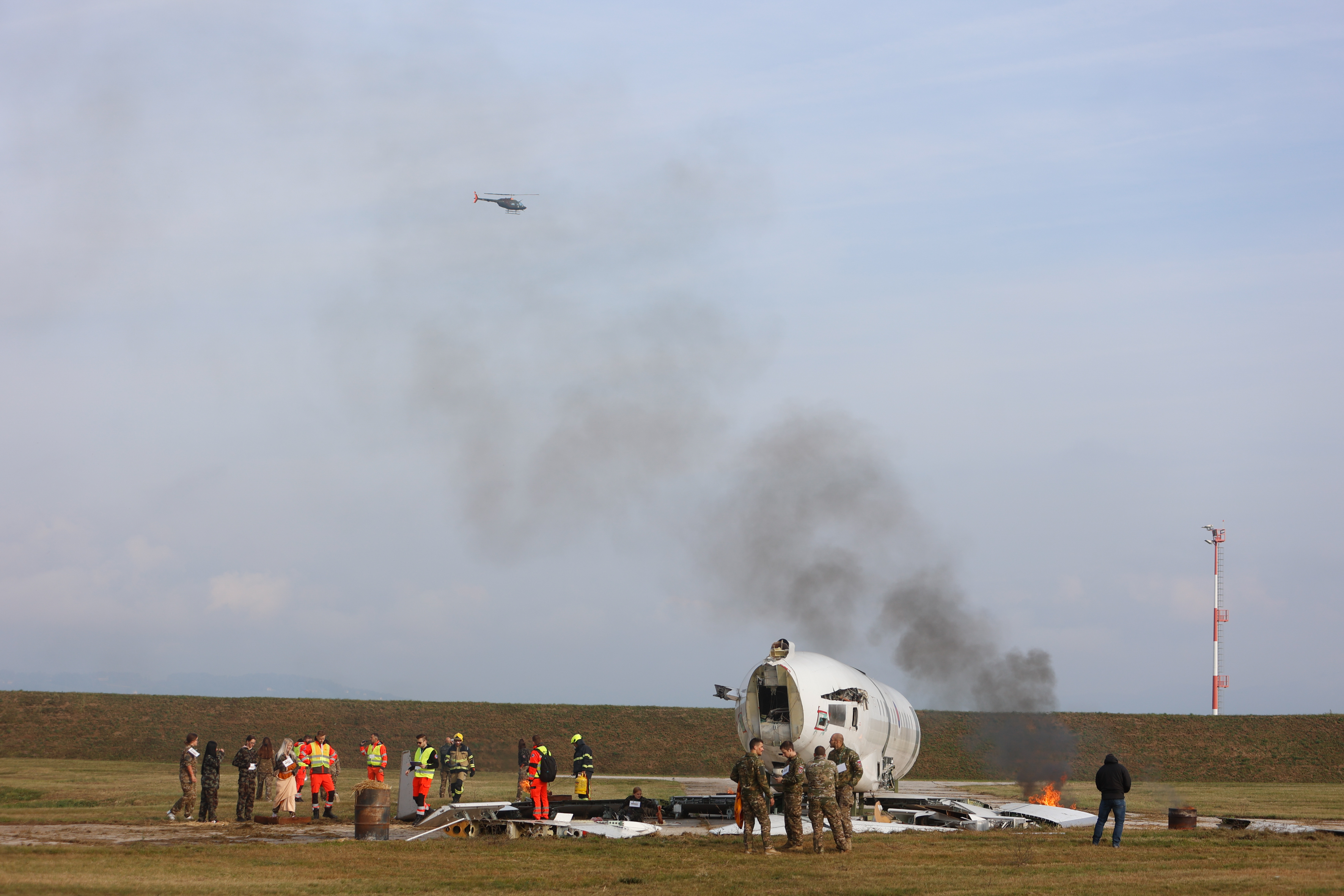 gasilsko-reševalna vaja, gasilci, reševalci