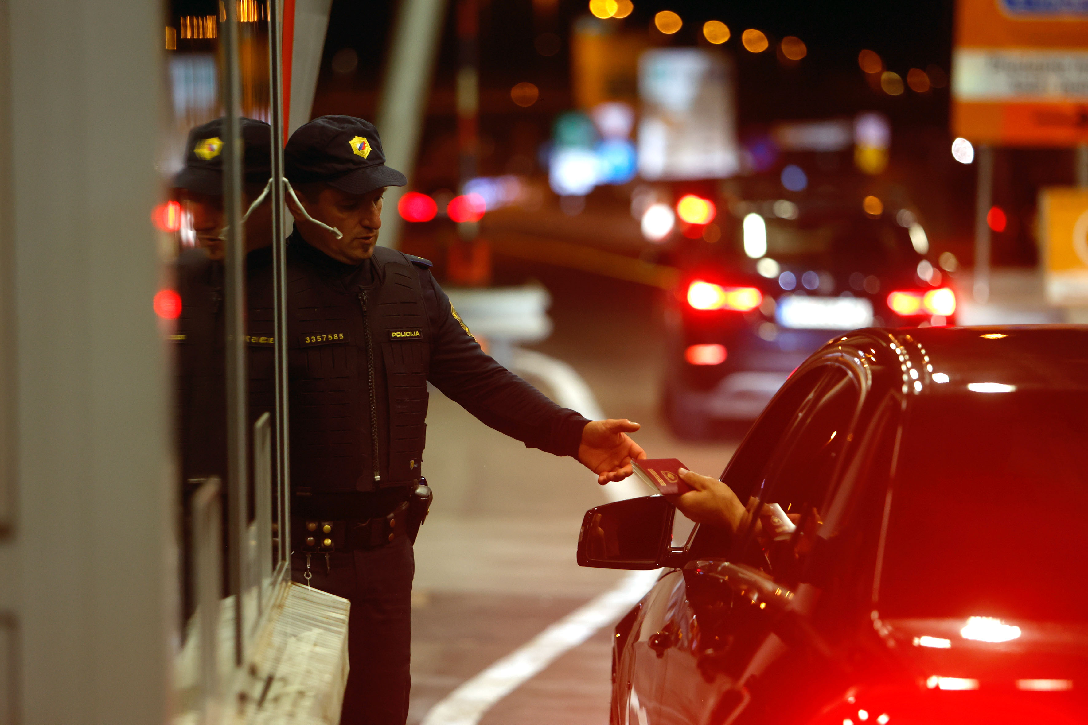 Nadzor na mejnih prehodih, nadzor, mejni prehod, meja, obrežje, mejna policija