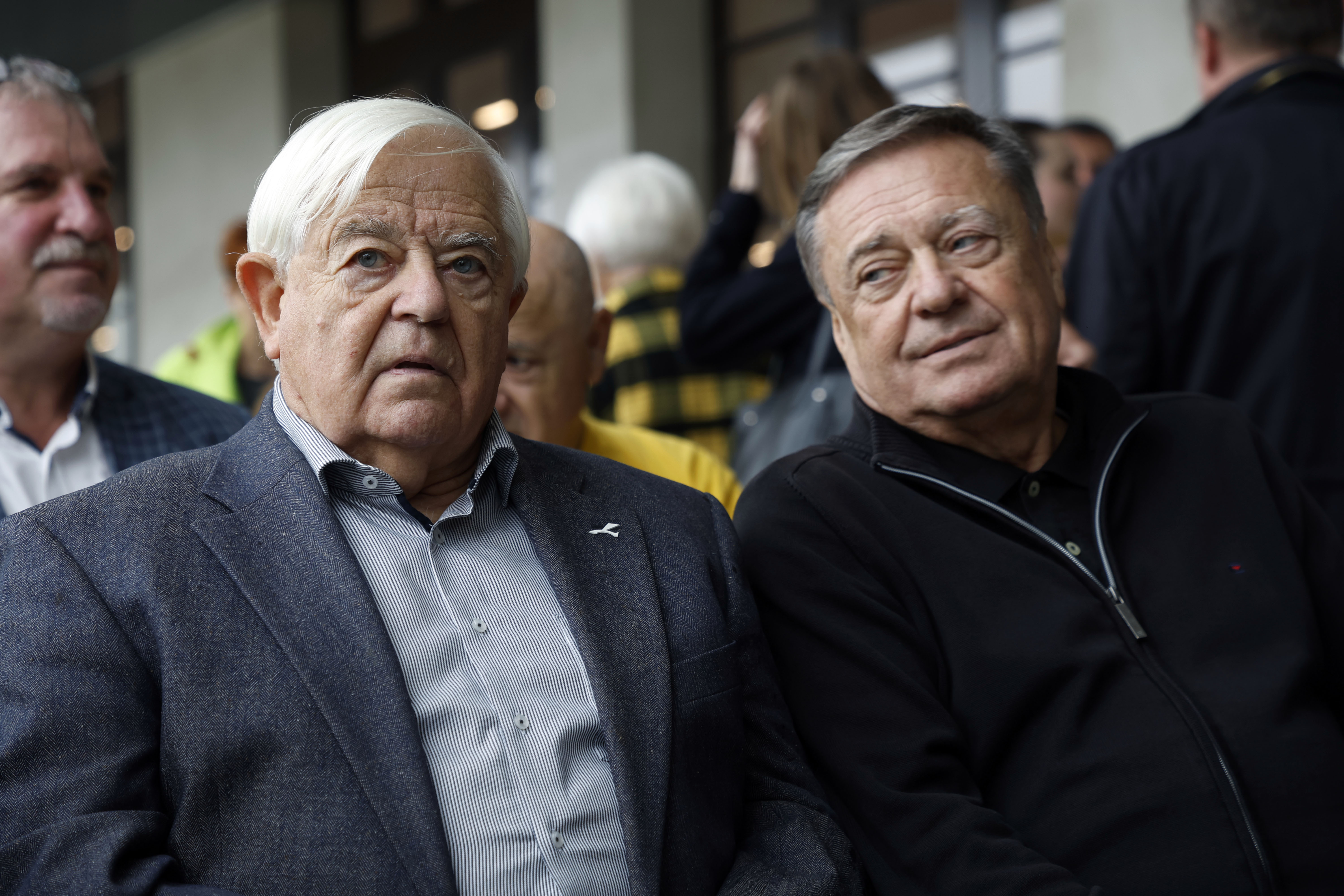 Ljubljanski župan Zoran Janković in nekdanji predsednik republike Milan Kučan na odkritju obeležja izbrisanim.