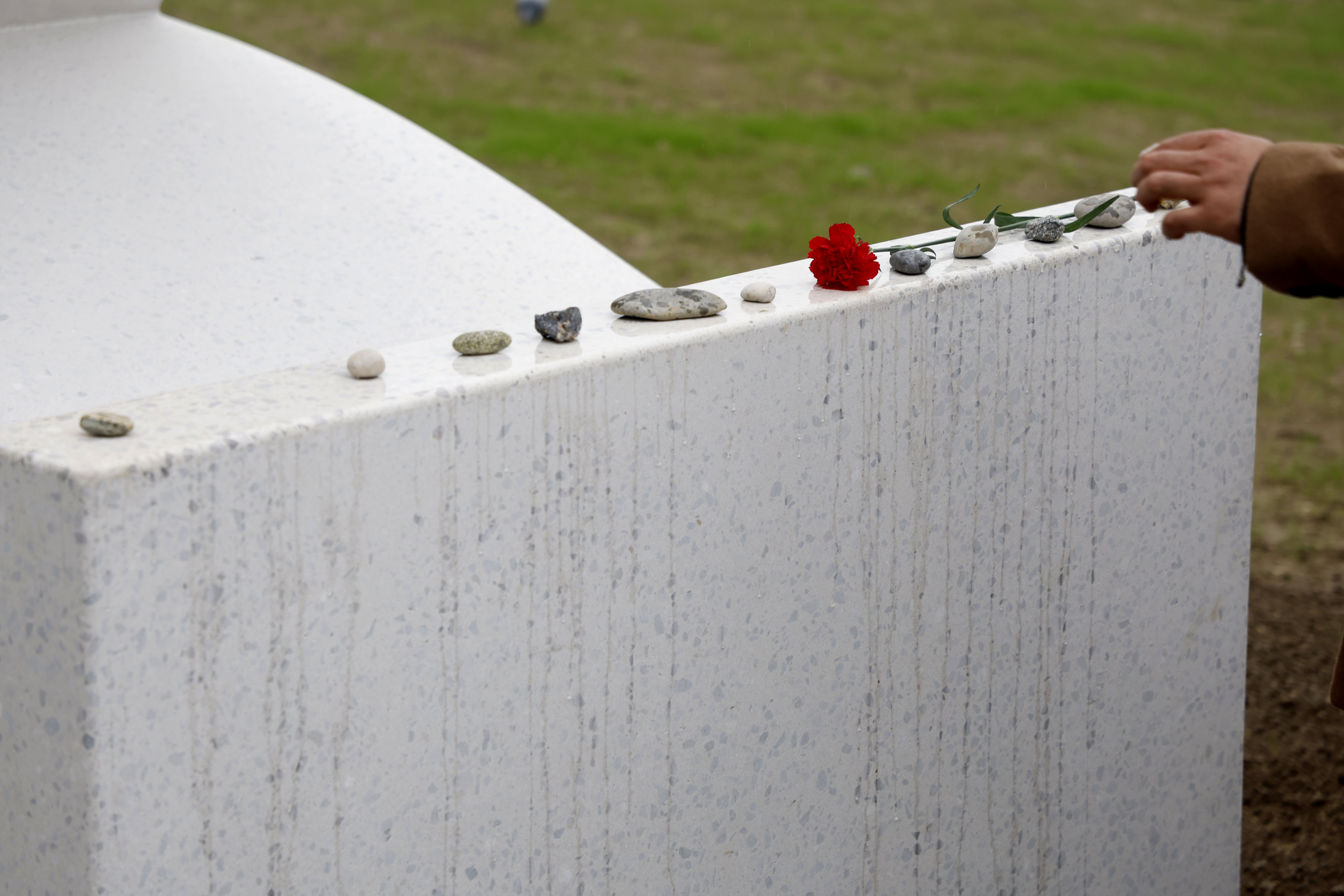 Odkritje obeležja izbrisanim.