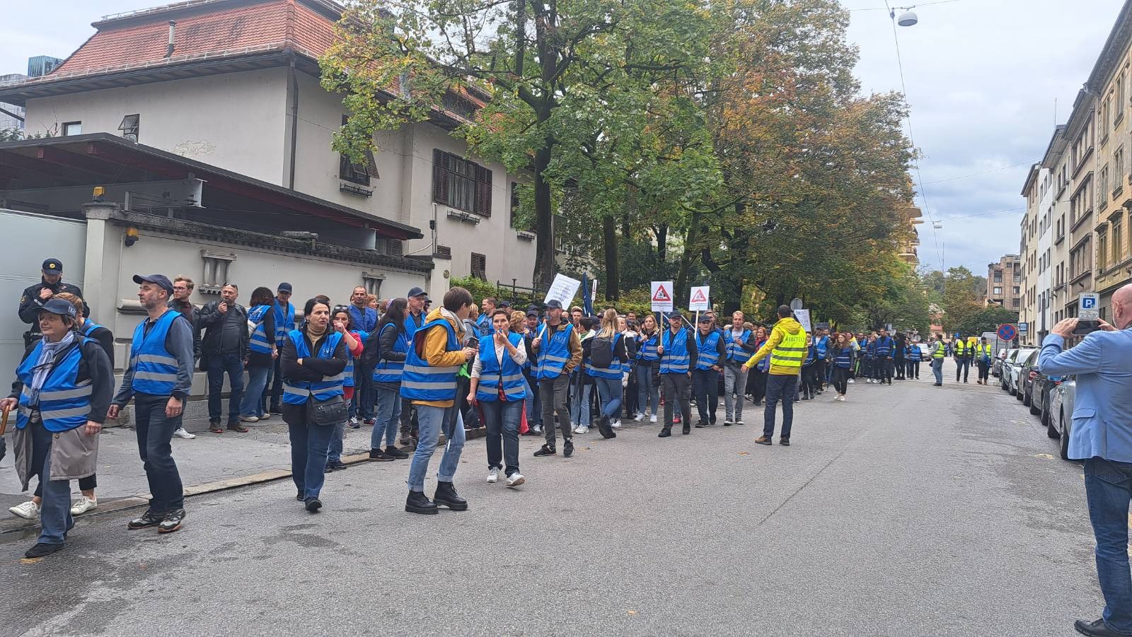 Protestni shod Sviza. (Foto: N1)