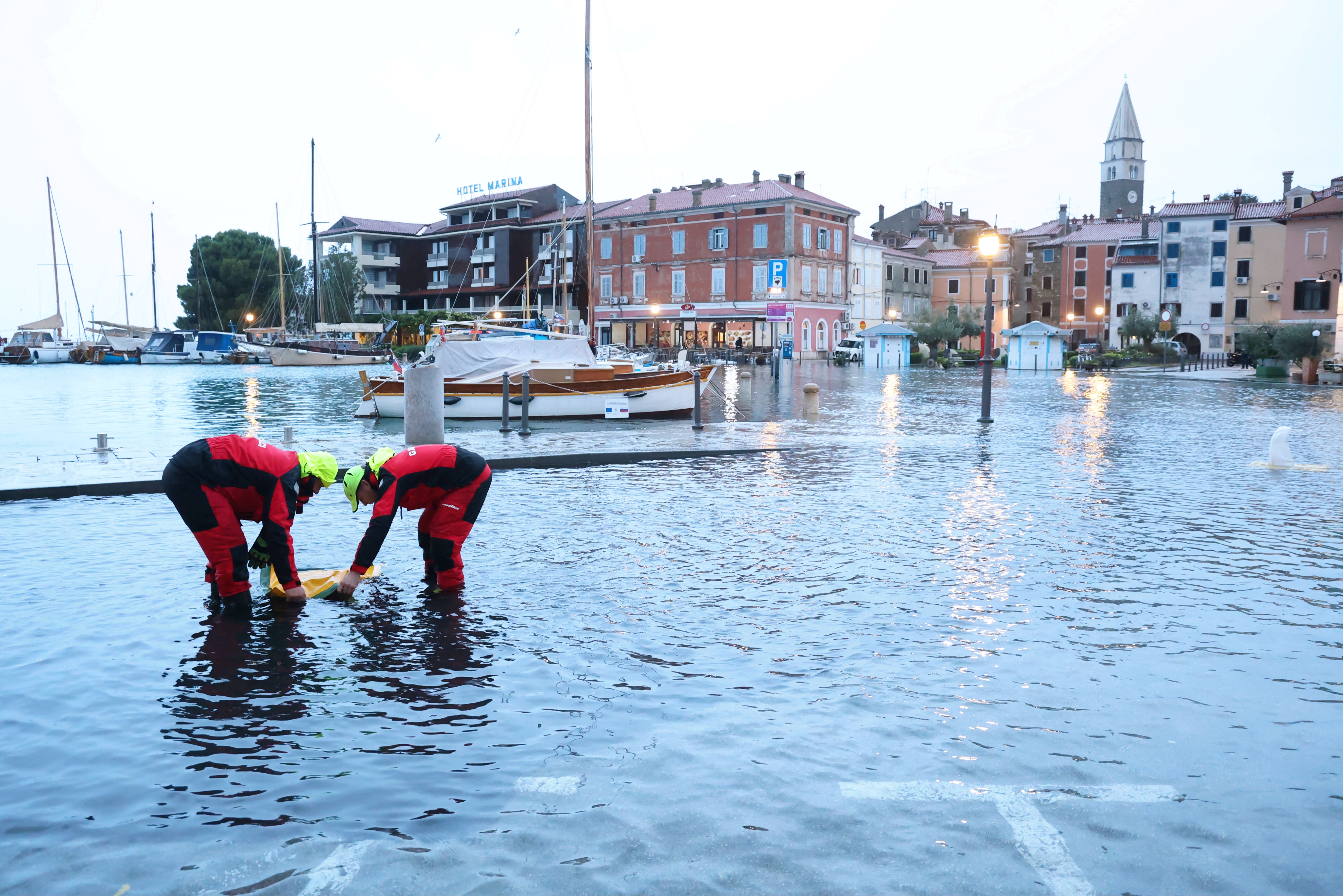 Plimovanje v Izoli (Foto: Tomaž Primožič/BOBO)