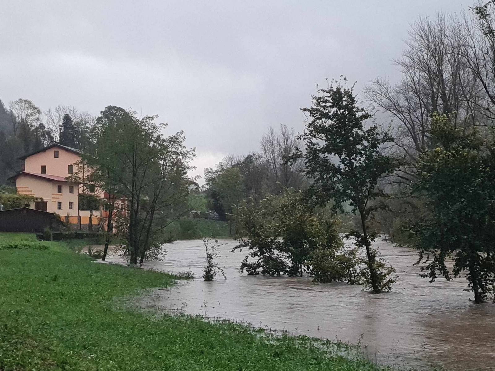 Bača pri Modreju (Foto: Darko Laharnar)