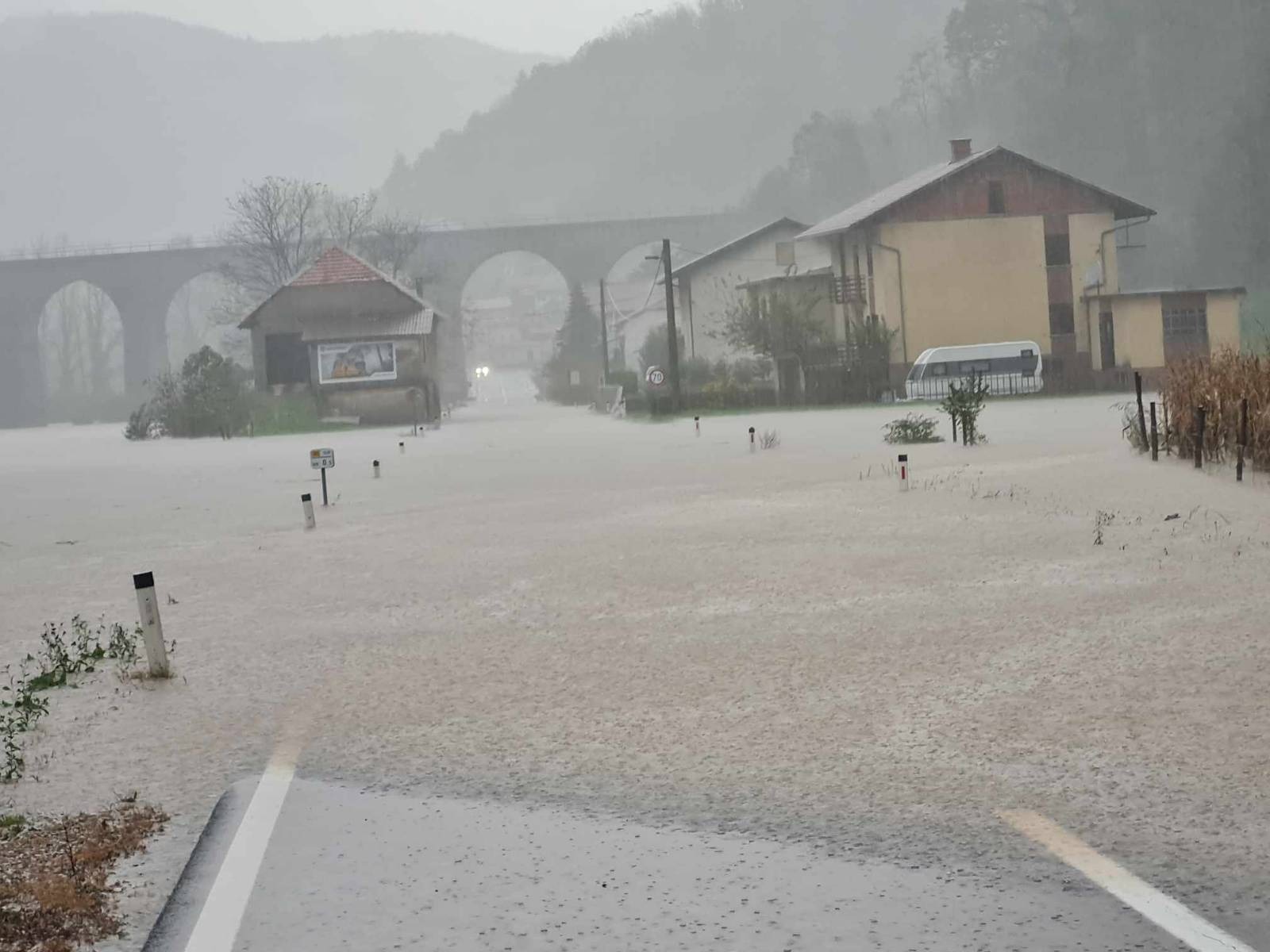 Bača pri Modreju (Foto: Darko Laharnar)