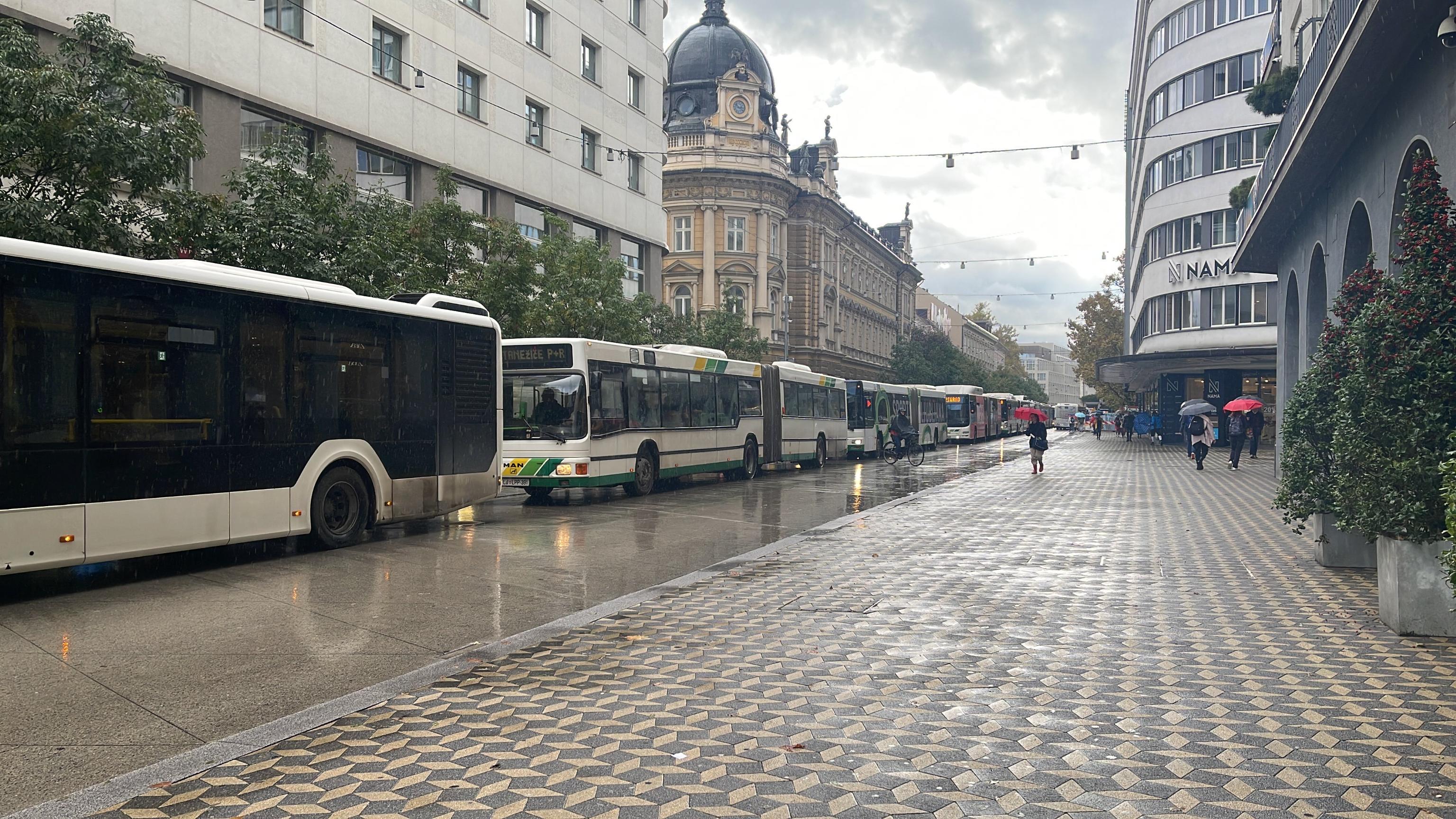 Prometni kaos v središču prestolnice. (Foto: N1)