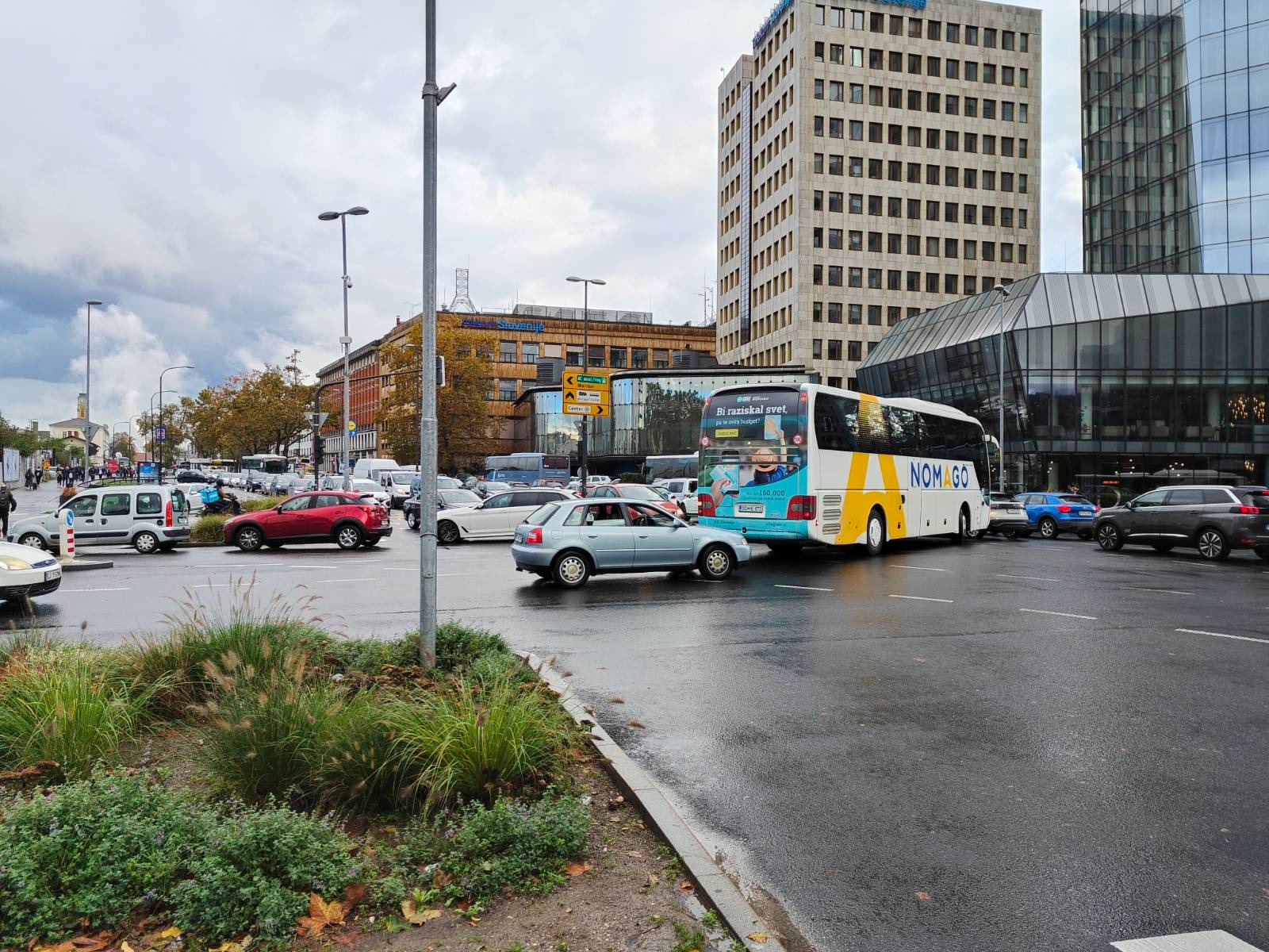 Prometni kaos v Ljubljani. (Foto: N1)