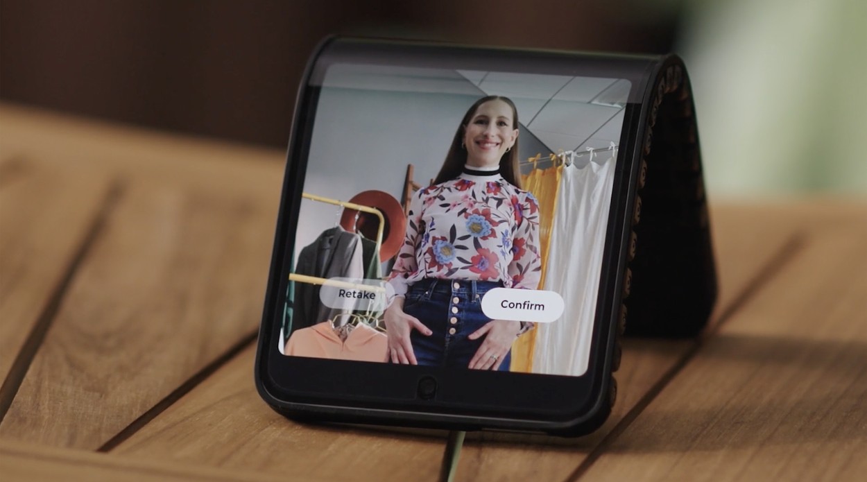 zapestni telefon, Motorola