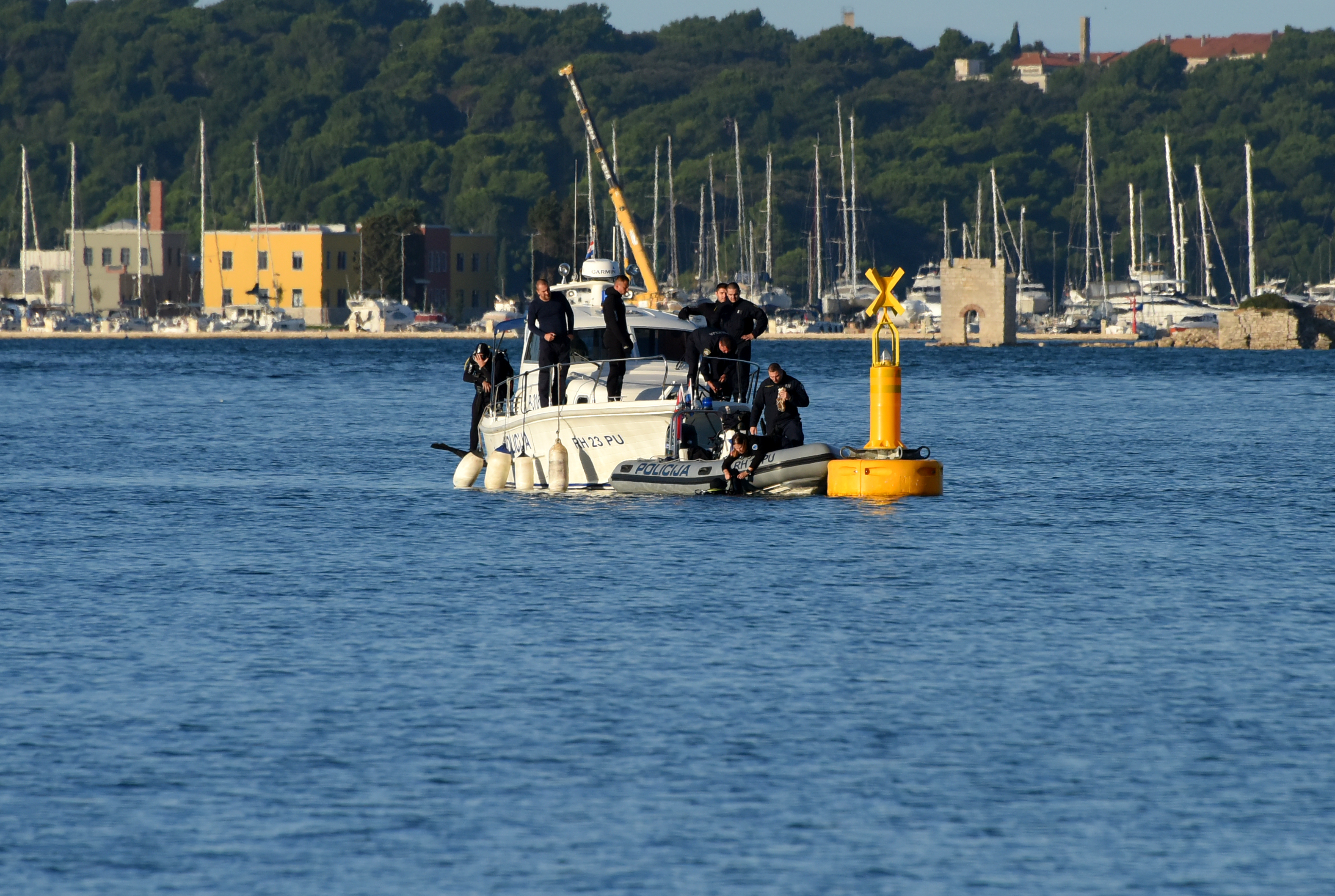 Morska mina v puljskem pristanišču (Foto: Sasa Miljevic/PIXSELL/BOBO)