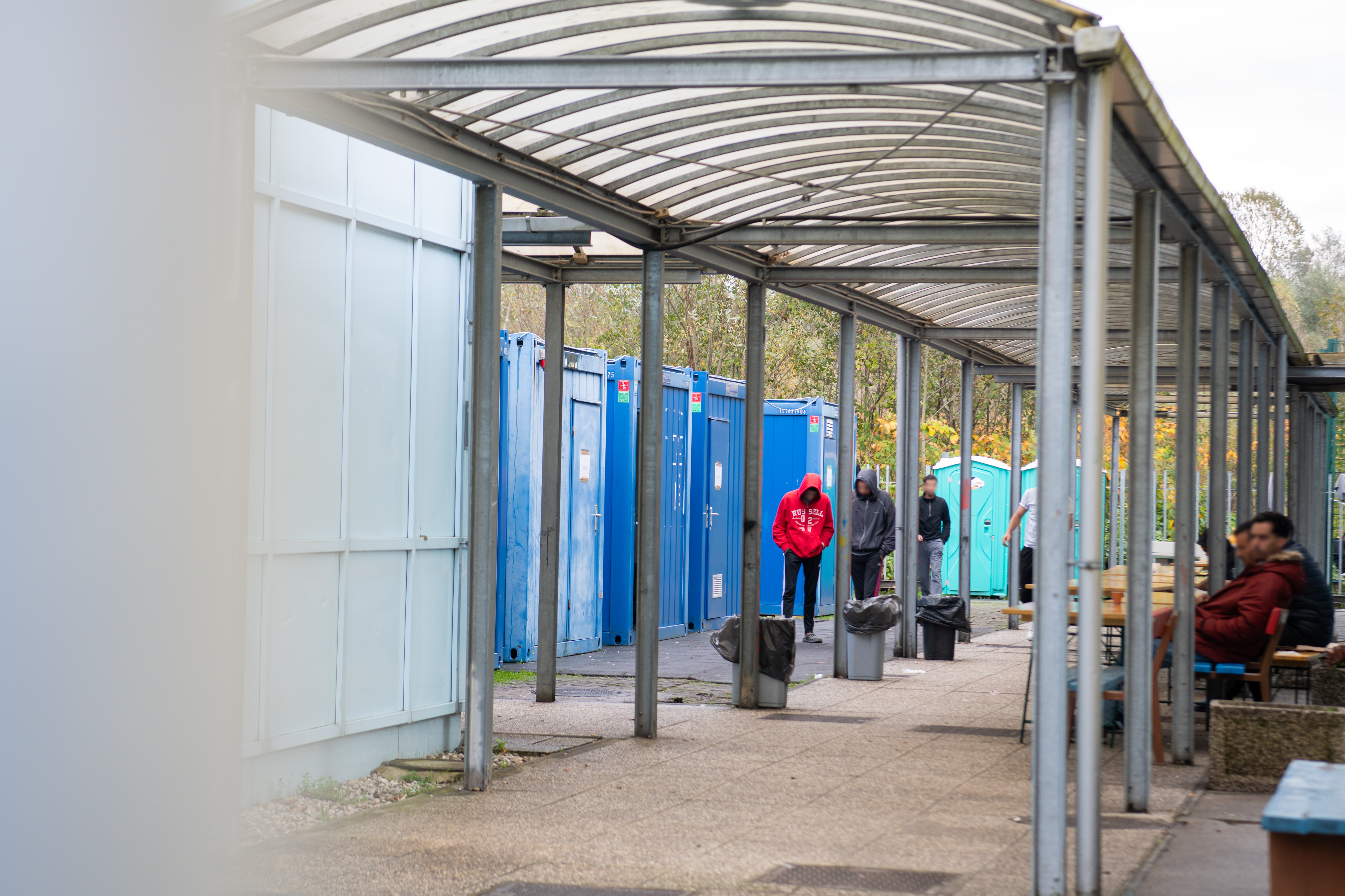 azilni dom, azilni center, azil, Vič, begunci, migrantje