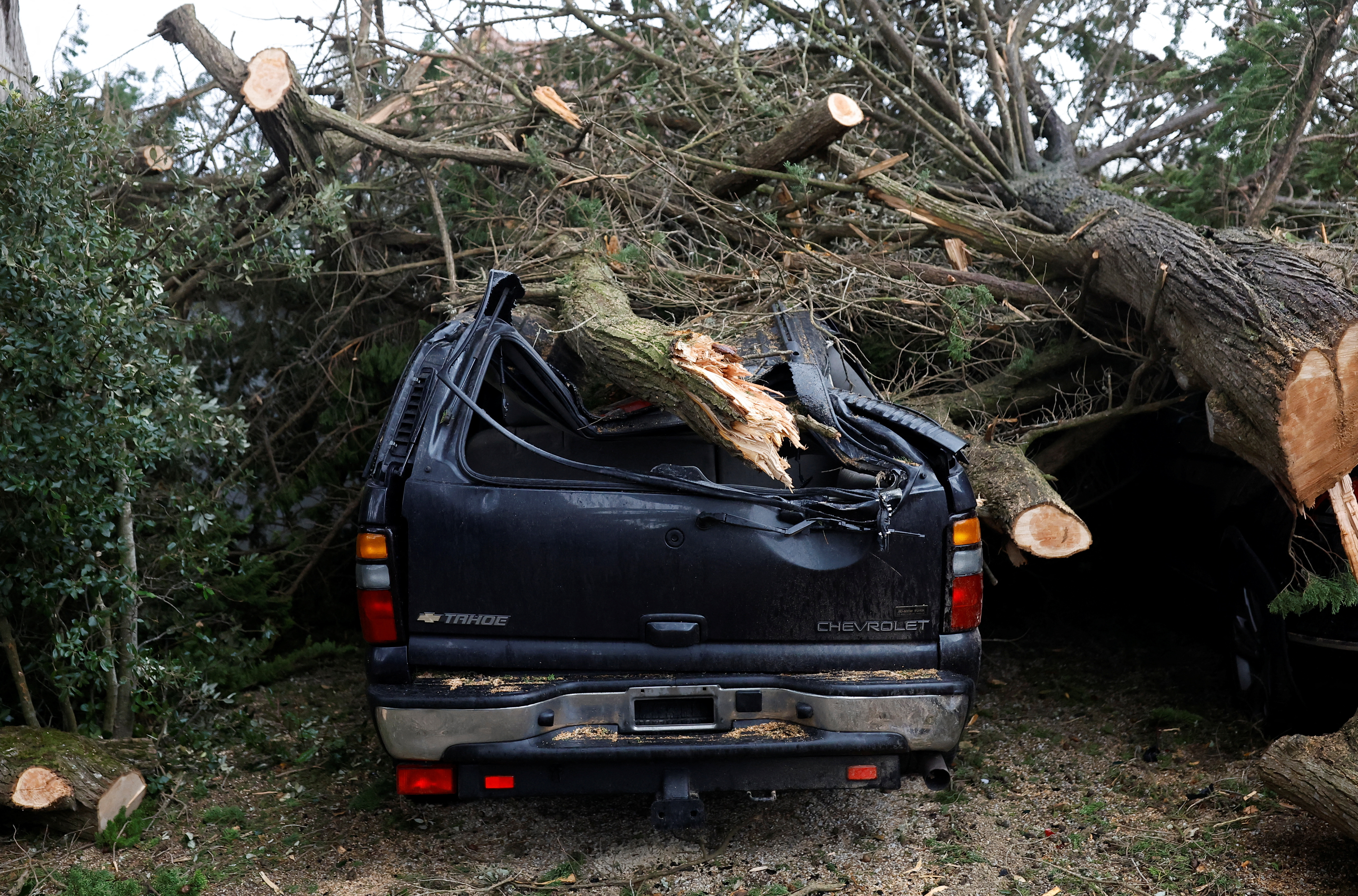 Nevihta Ciaran v Franciji (Foto: REUTERS/Stephane Mahe)