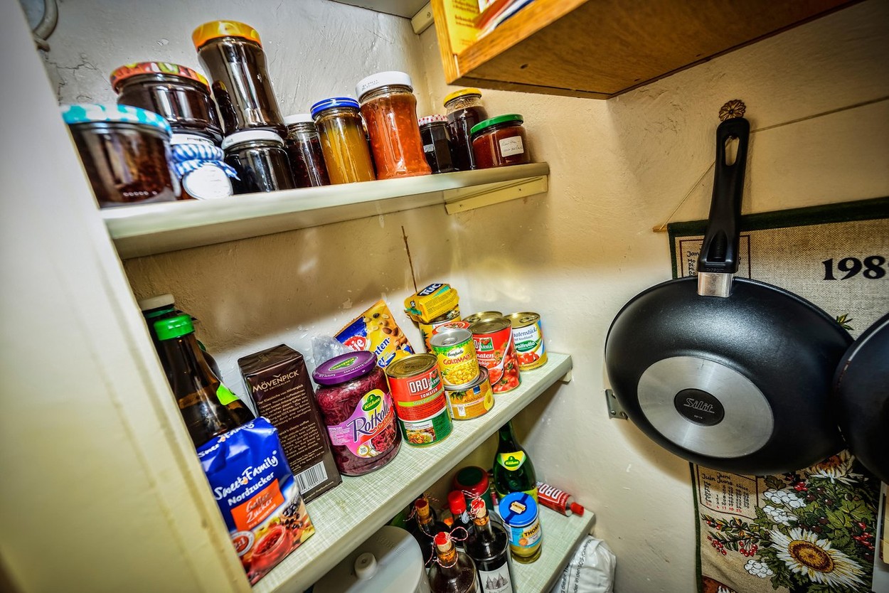 shramba, hrana, živila