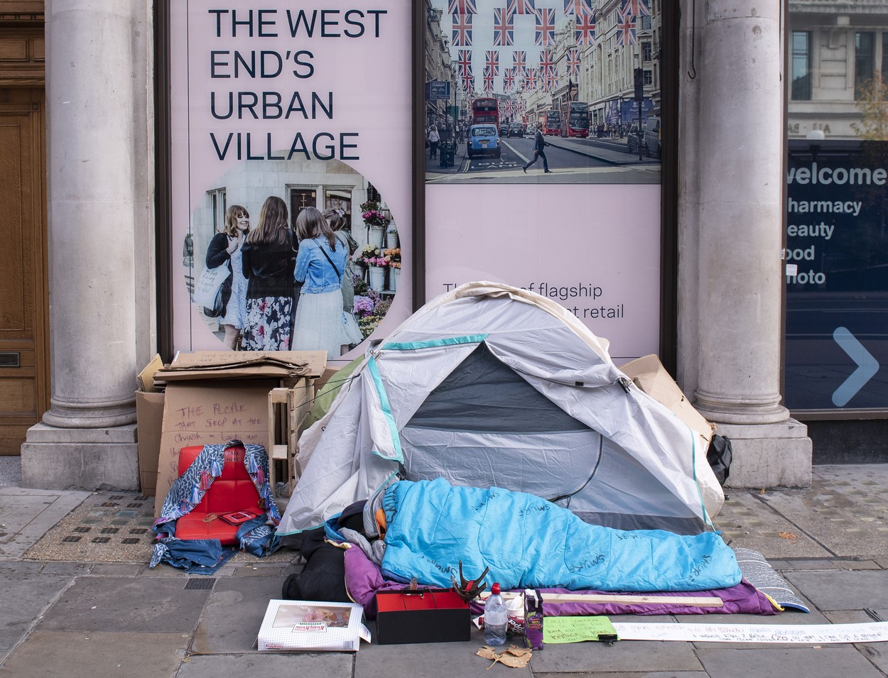 brezdomci, šotor, velika britanija