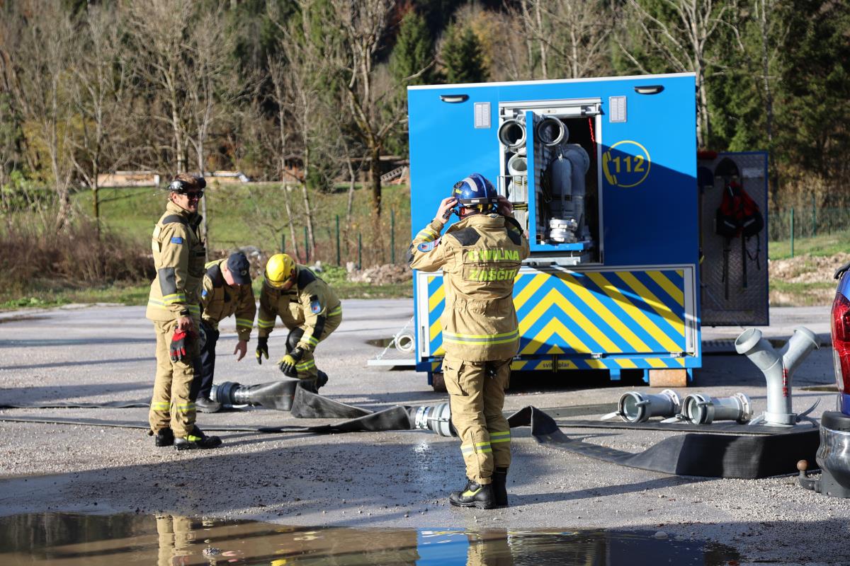 prečrpavanje vode, jezero Ledine