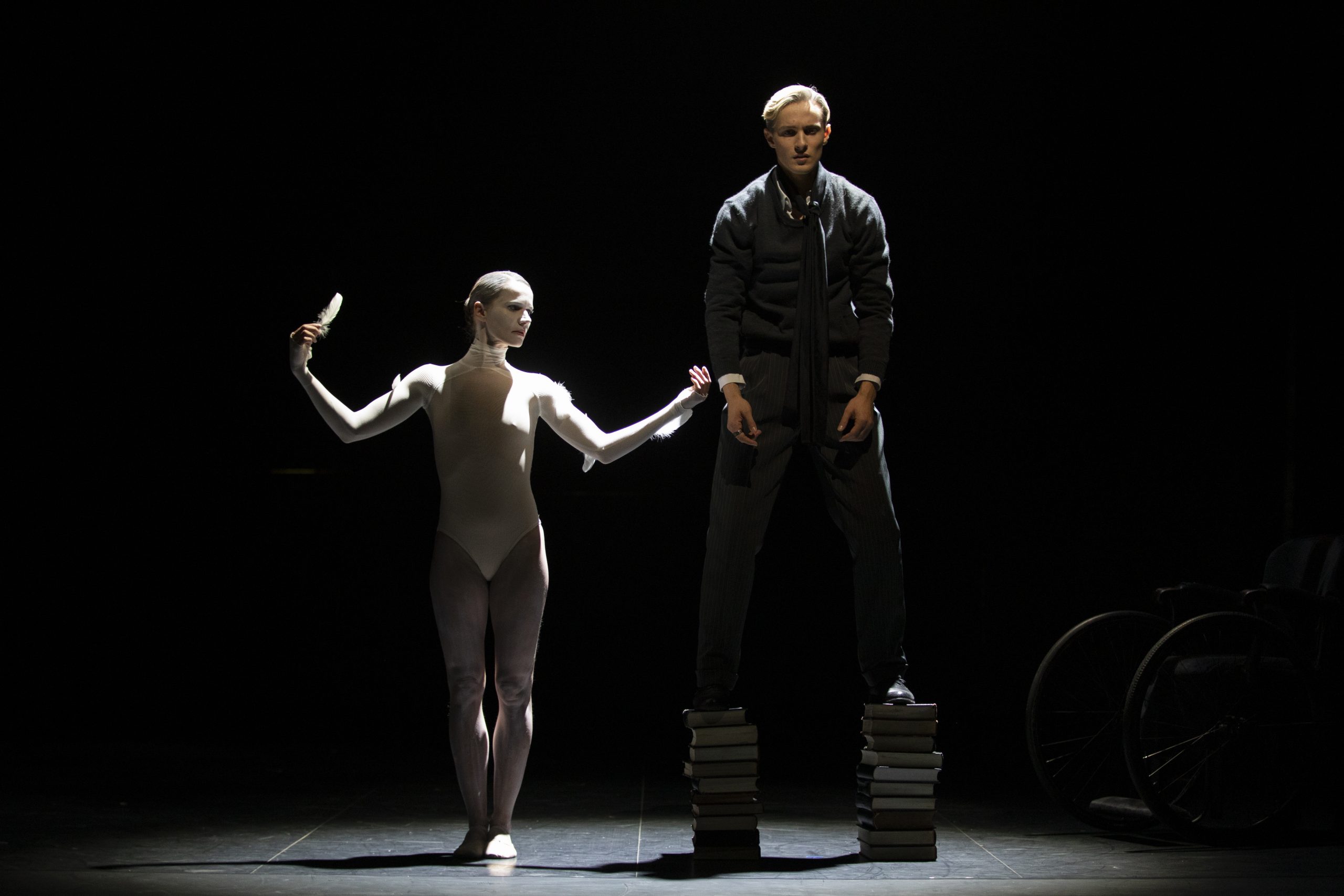 Premiera Clugovega baletnega spektakla Faust.