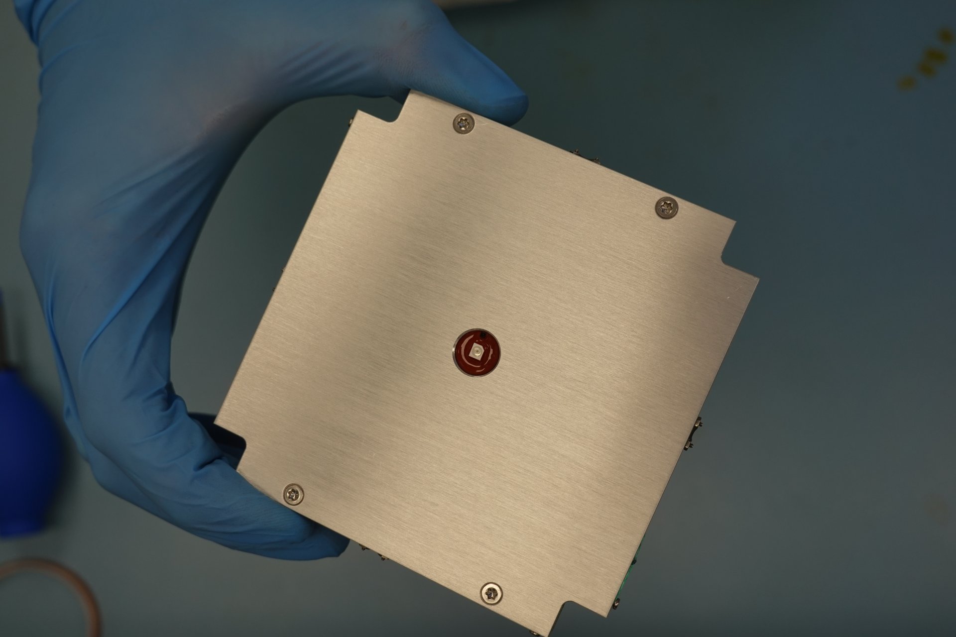 kamera na satelitu Trisat - R