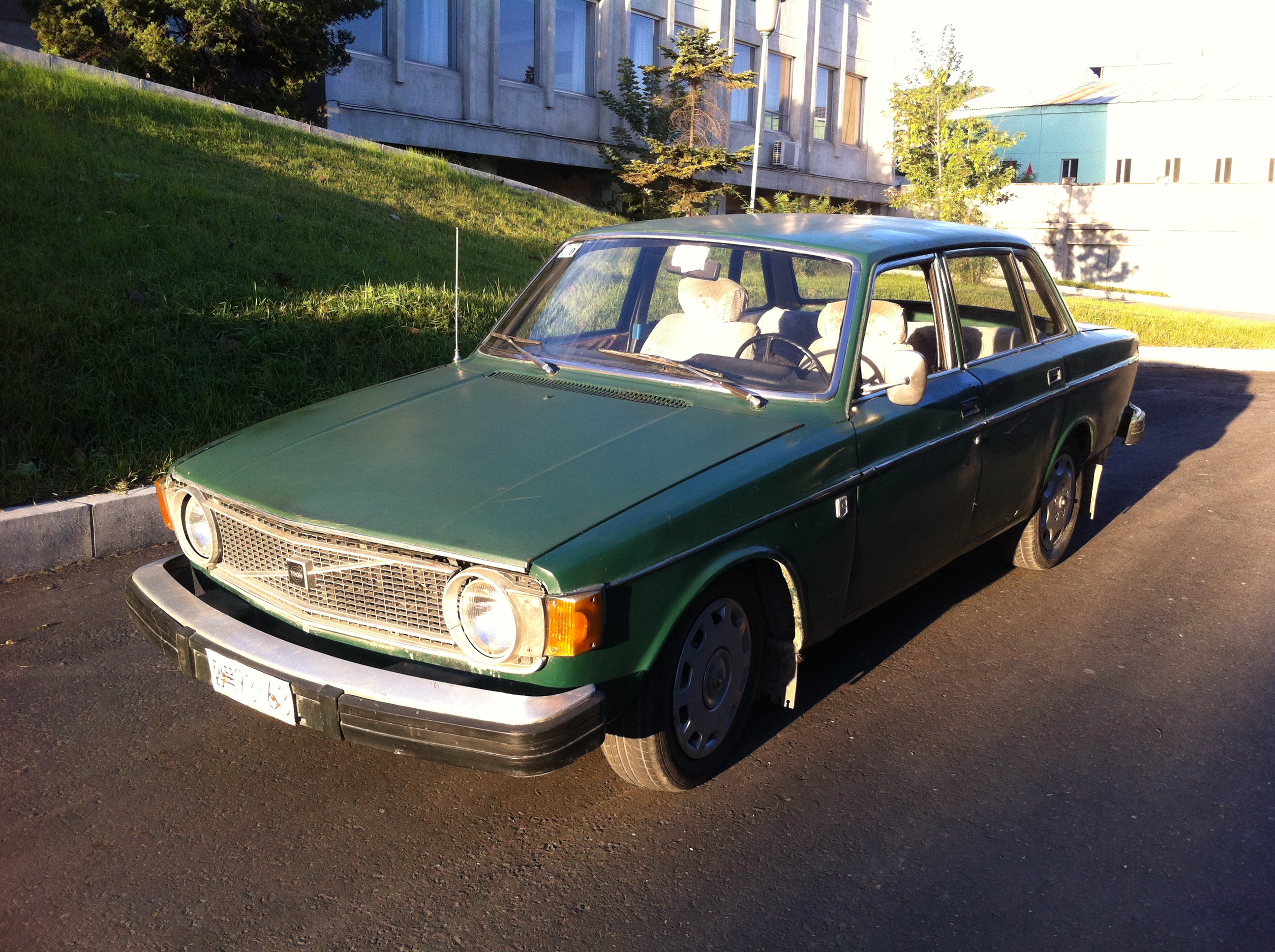 volvo 144, severna koreja