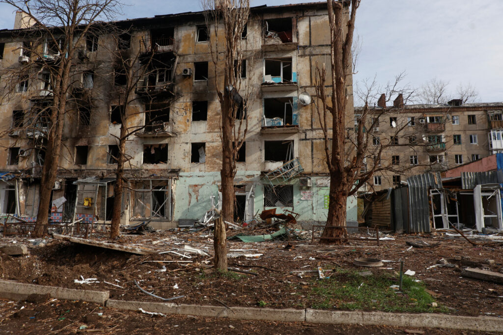 1699883940-2023-11-10T150537Z_1996166797_RC2094AYNR22_RTRMADP_3_UKRAINE-CRISIS-AVDIIVKA-1024x683.jpg