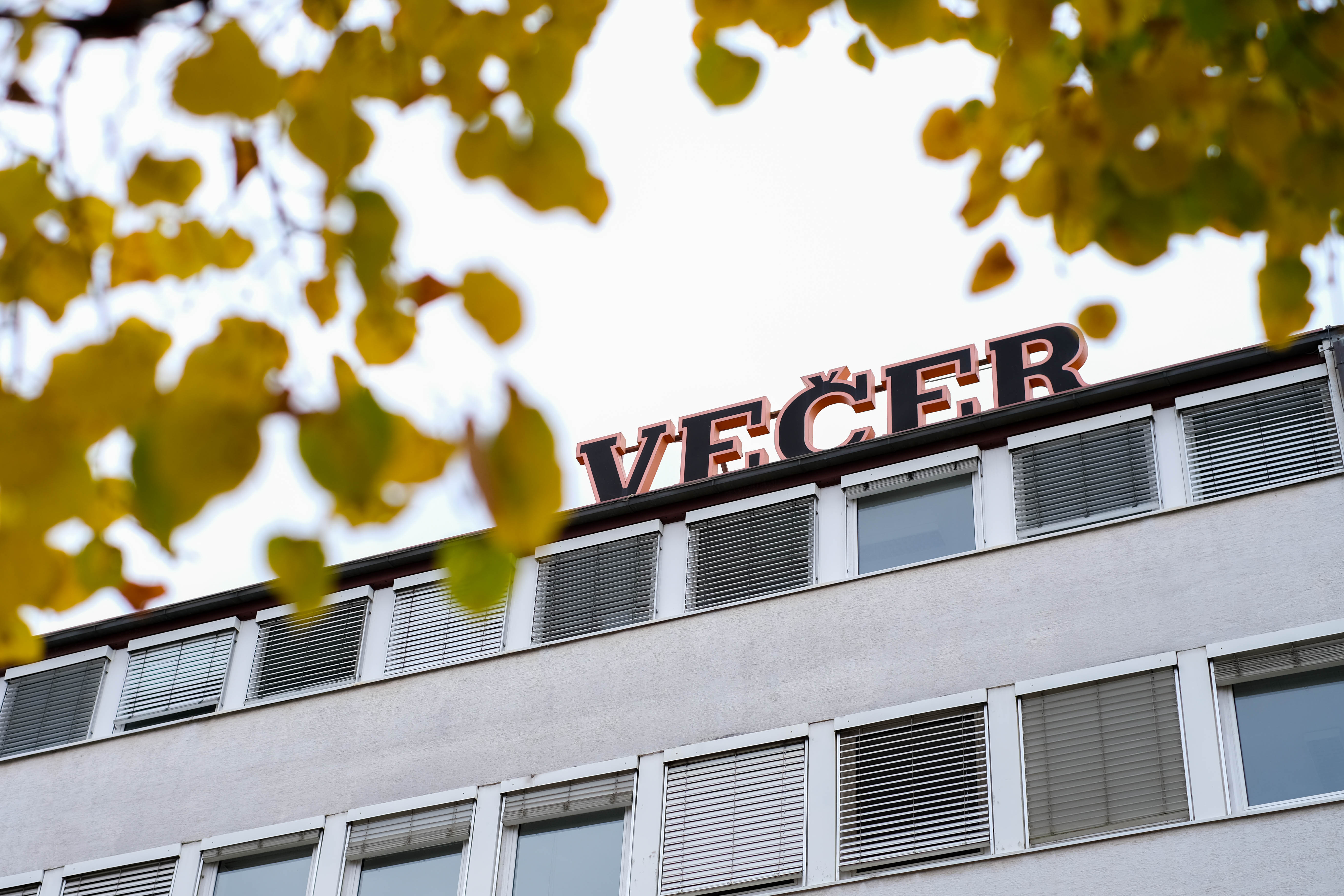 Časopis, časnik, Večer, Maribor