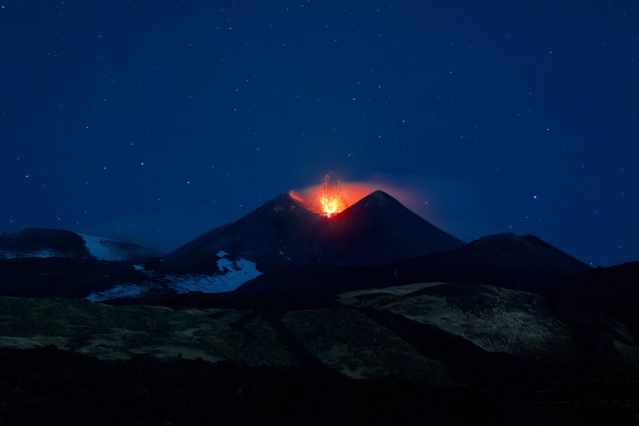 Italy, Nicolosi (Catania): Volcanic eruption from mount Etna