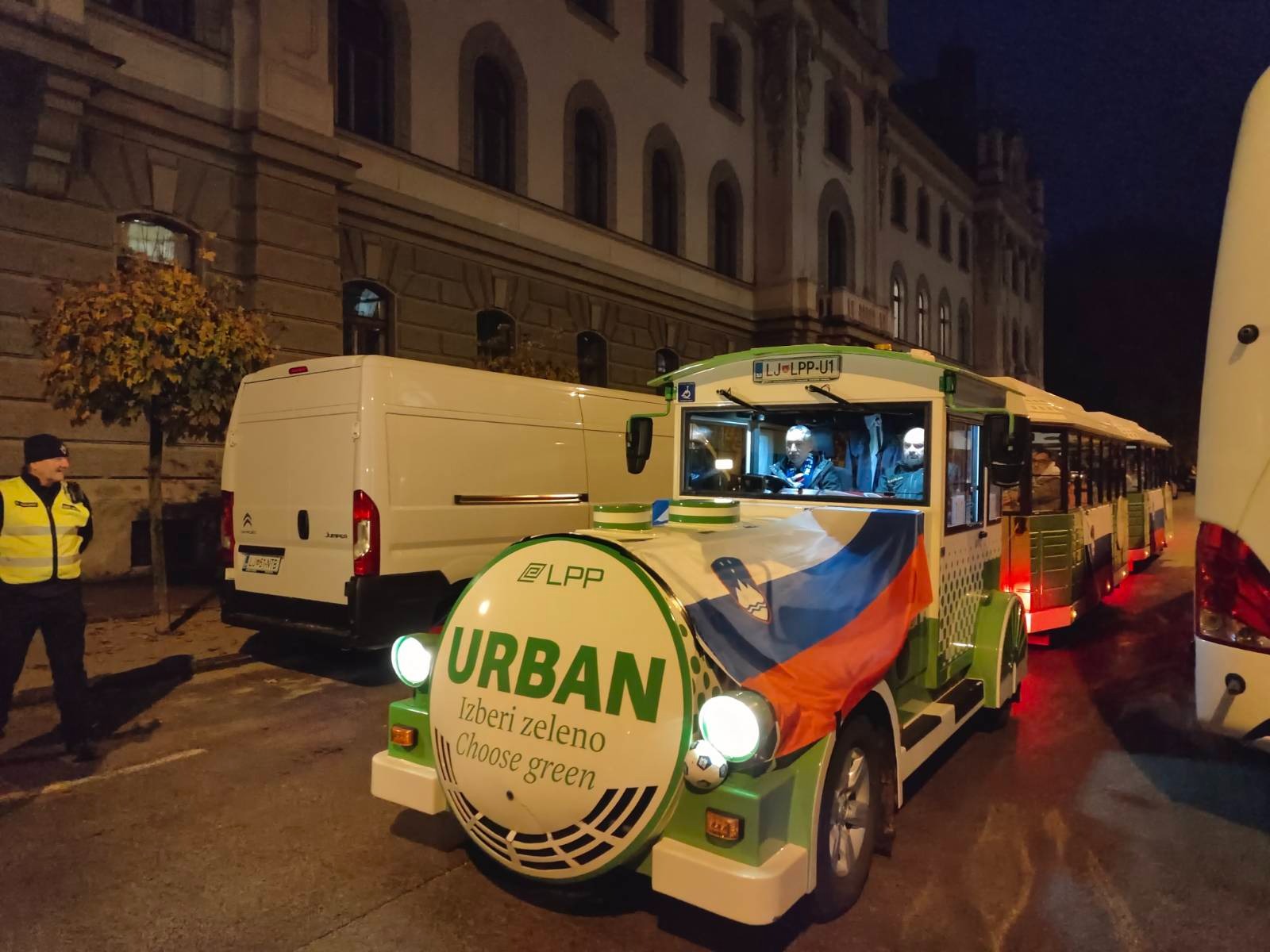 Kongresni trg, pero lovšin, sprejem nogometašev,