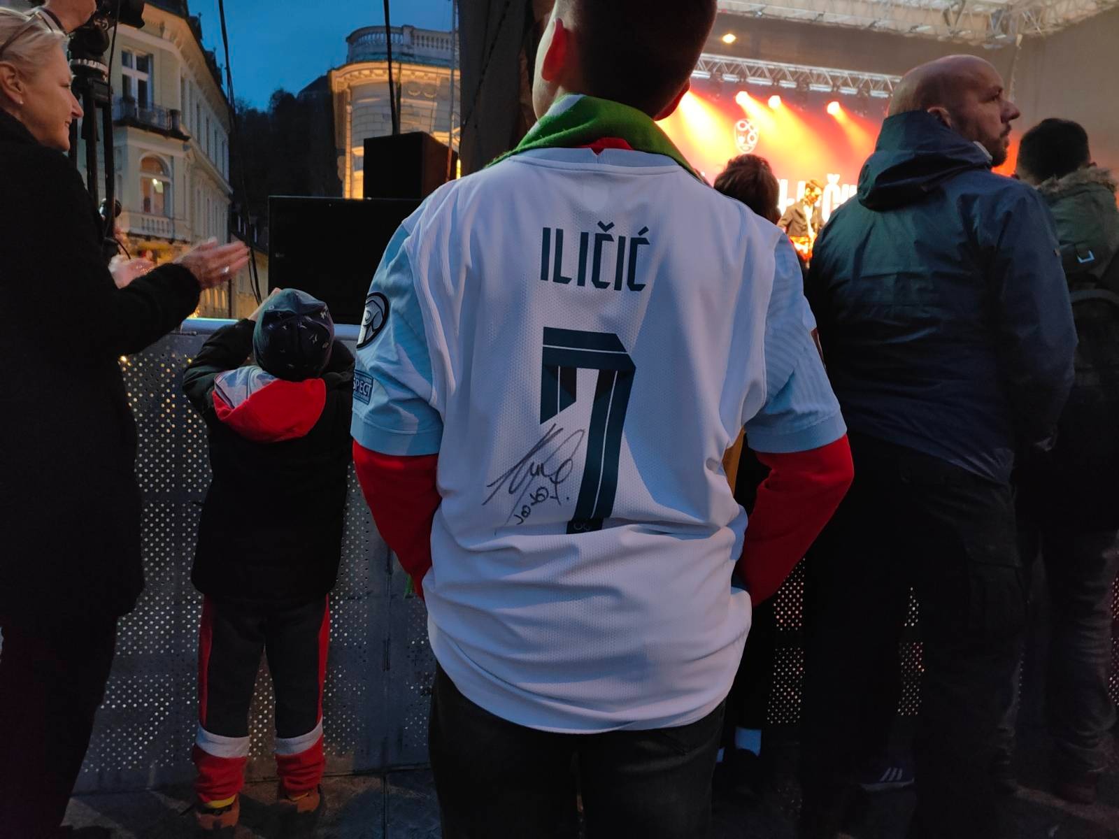 Kongresni trg, pero lovšin, sprejem nogometašev,