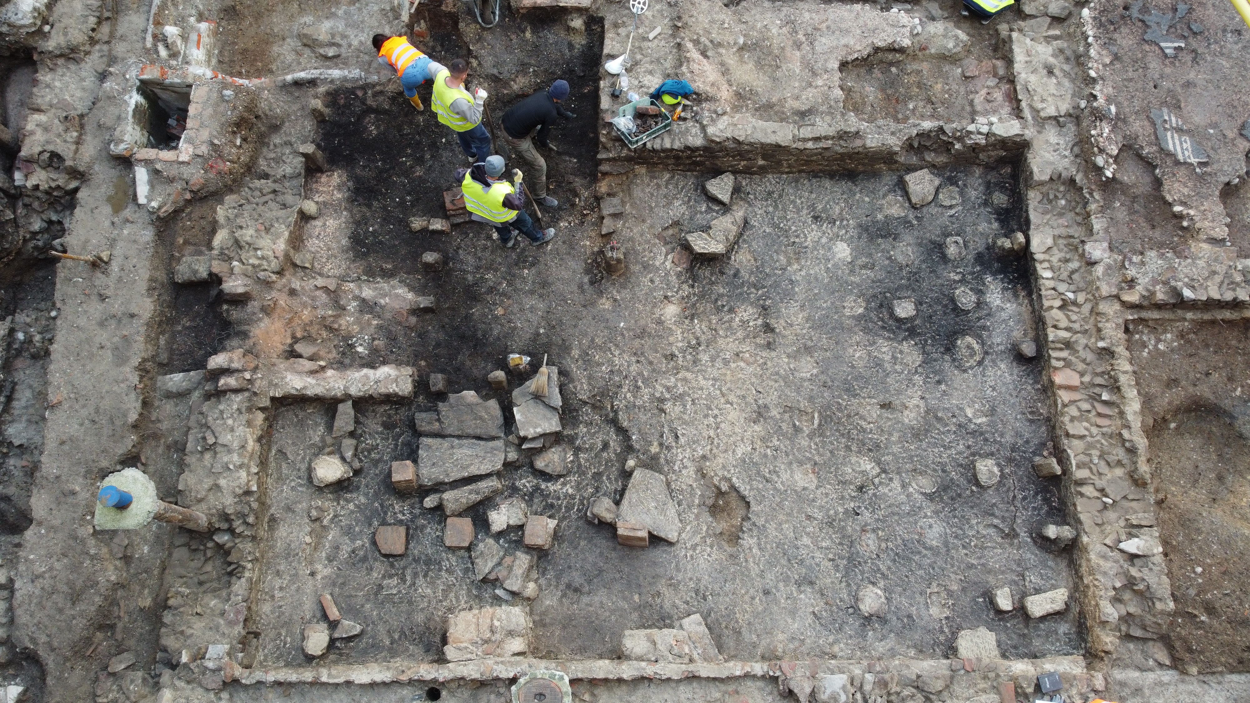 Ohranjeni sta bili dve fazi gradnje hipokavsta (Foto: Tilen Kozamernik/ZVKDS)