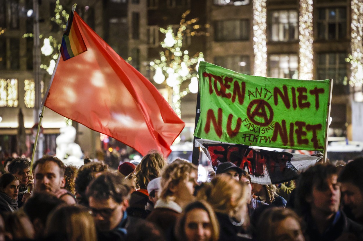 Na Nizozemskem protesti proti zmagi Wildersa (Foto: PROFIMEDIA)