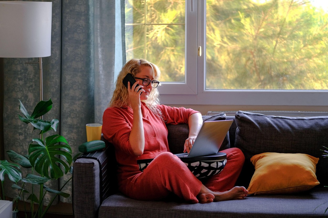 delo od doma, pidžama