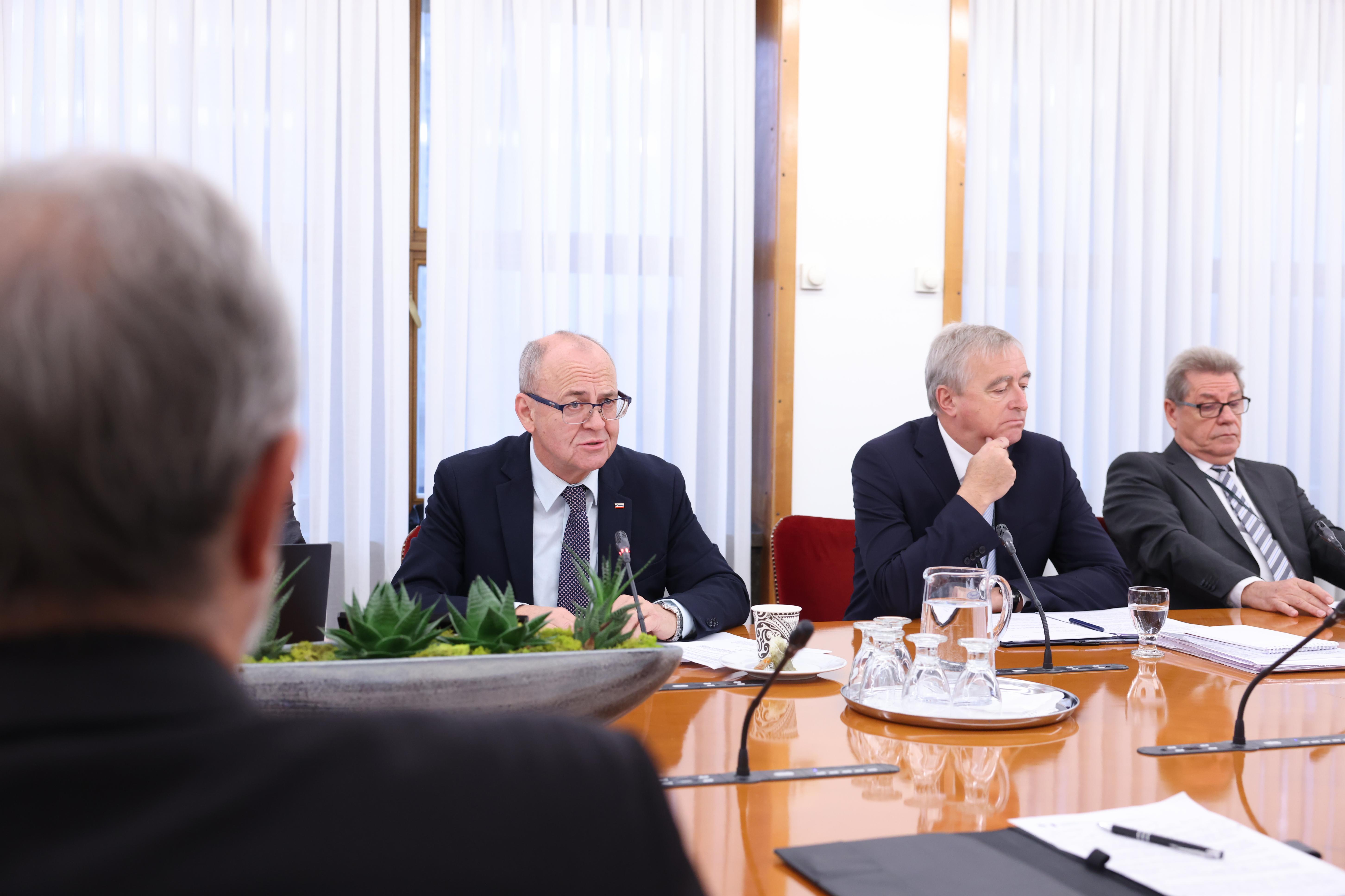 Predsednik Ustavne komisije Jožef Horvat