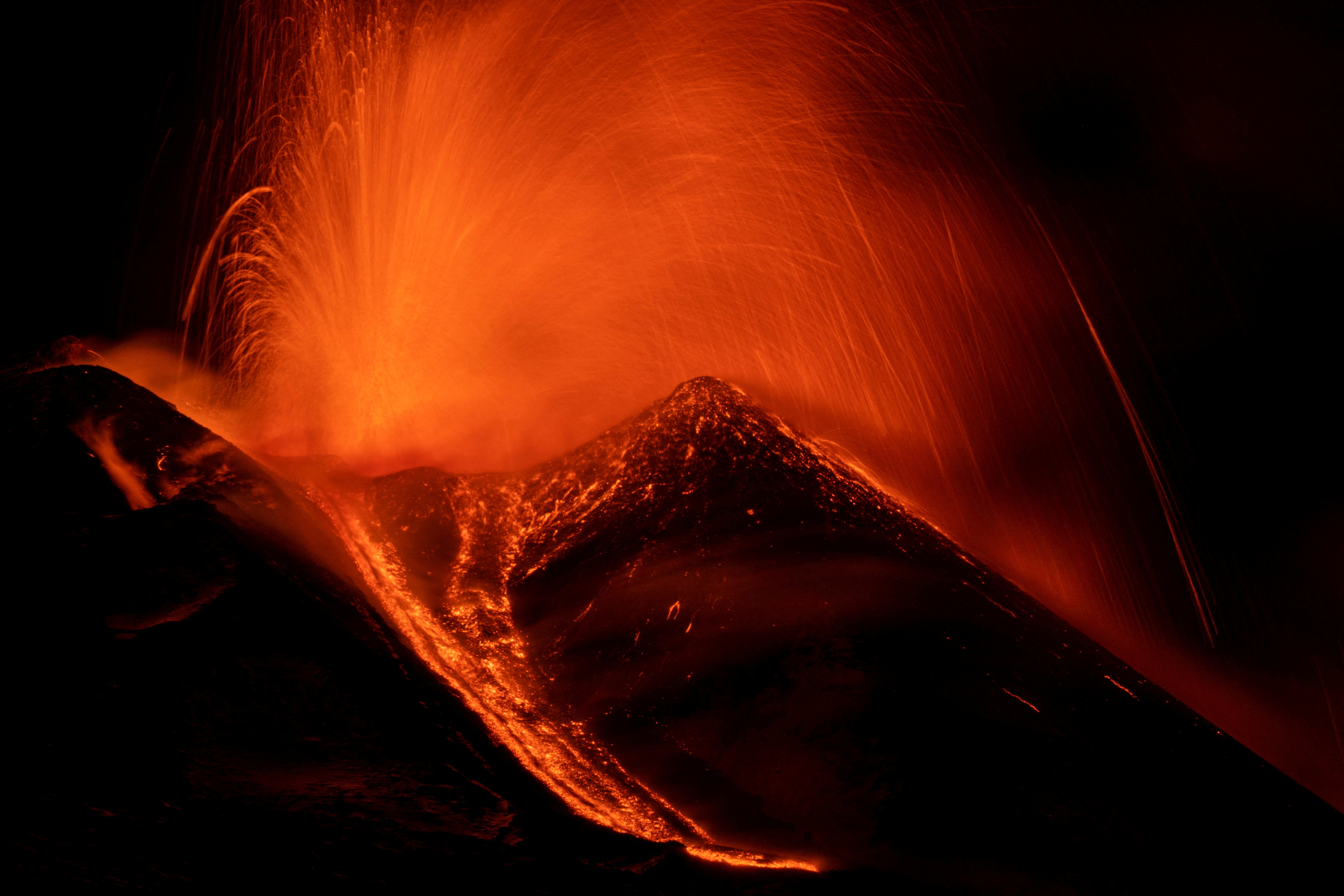 etna, vulkan, ognjenik, izbruh, lava