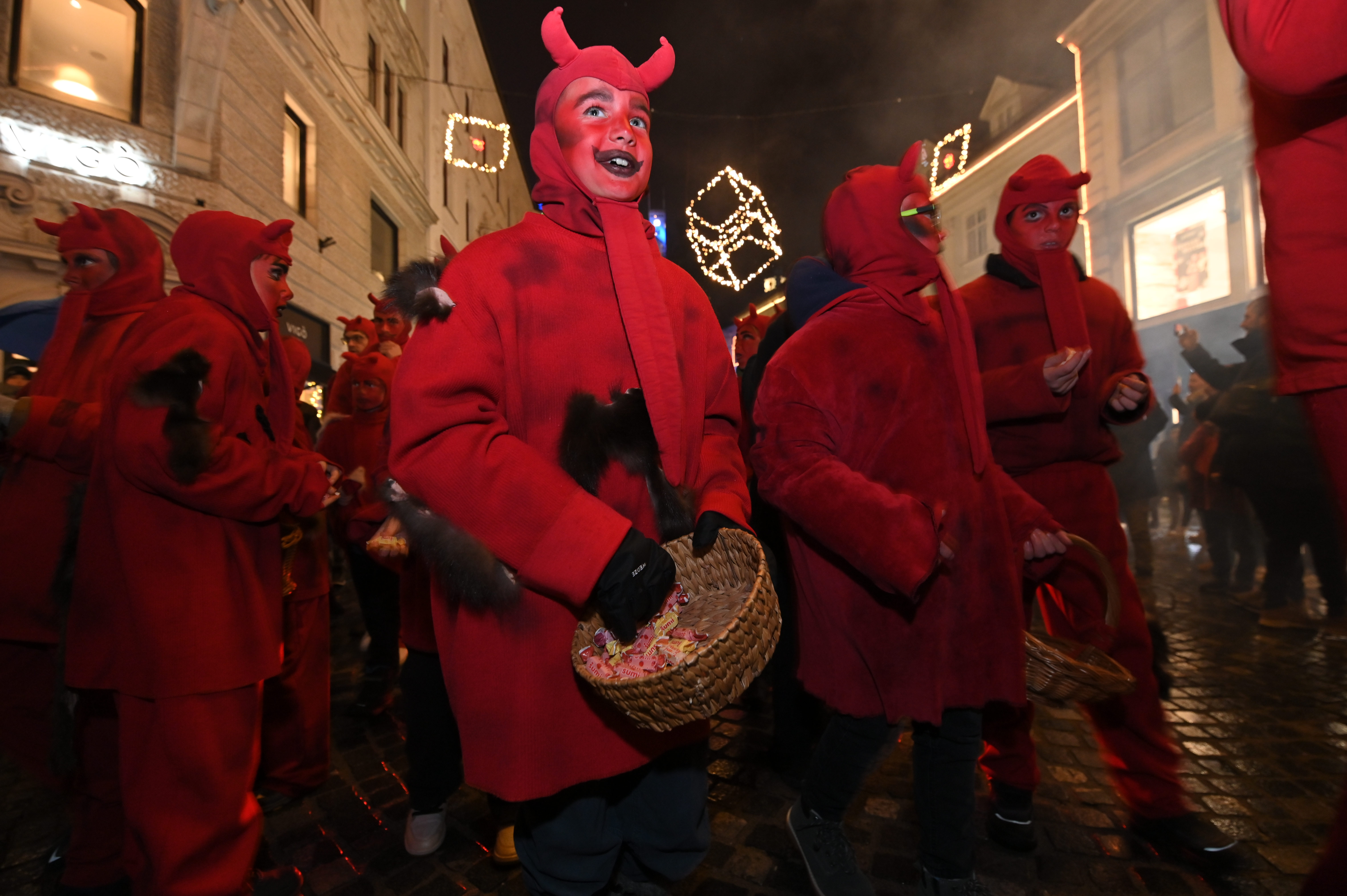 Tradicionalni Miklavžev sprevod v Ljubljani (Foto: Žiga Živulović jr. /BOBO)