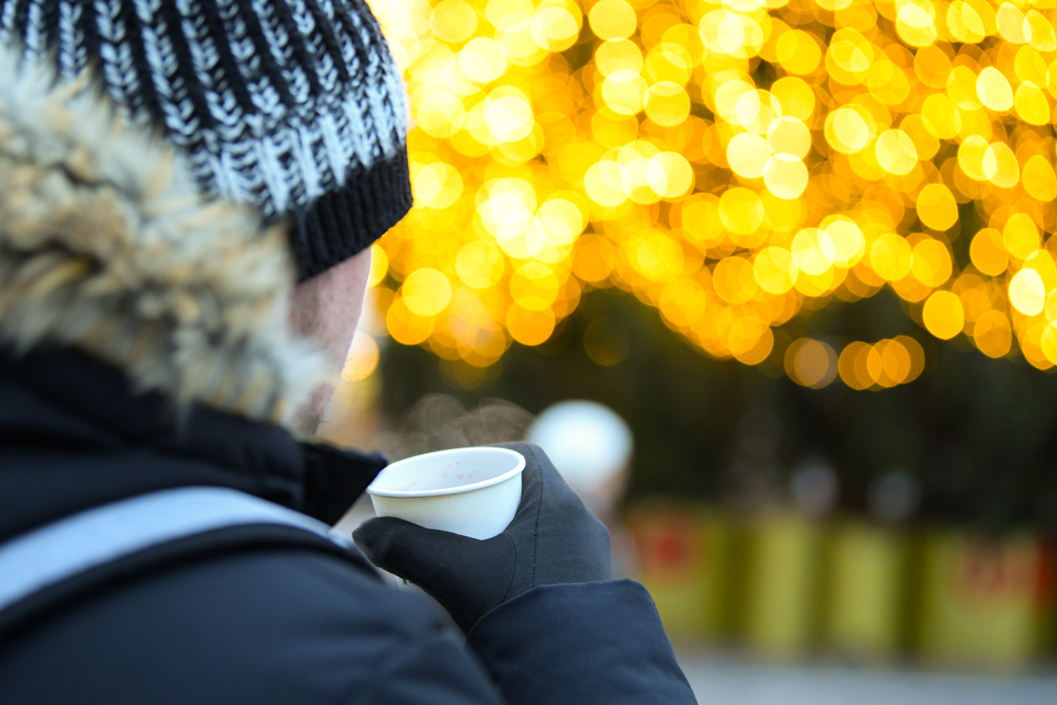 kuhano vino, veseli december, praznične stojnice, veseli december, ljubljana