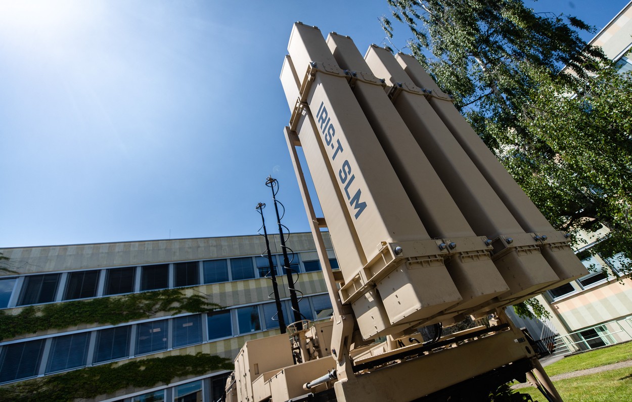 iris-T SLM, zračna obramba