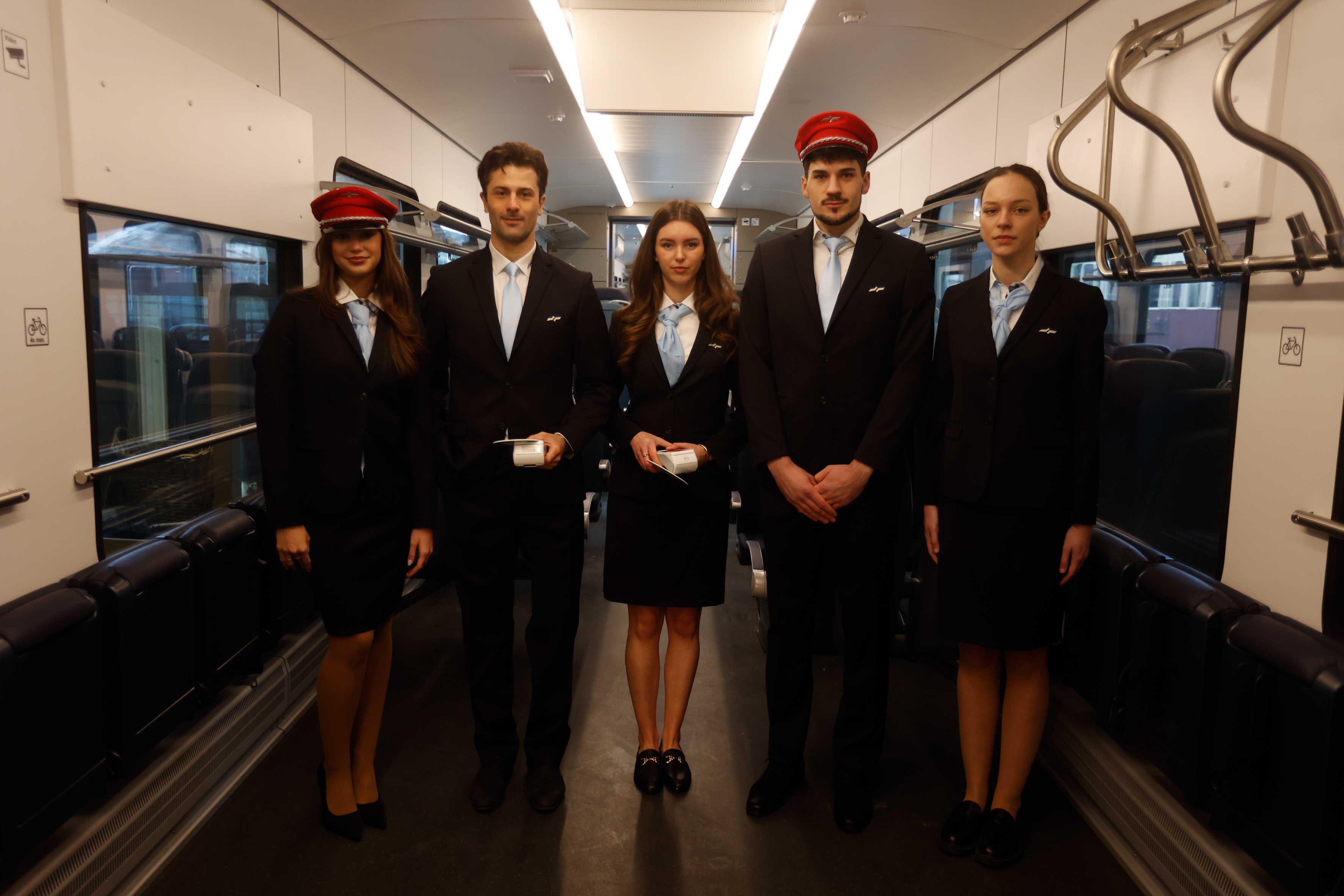 Predstavitev novih uniform Slovenskih železnic