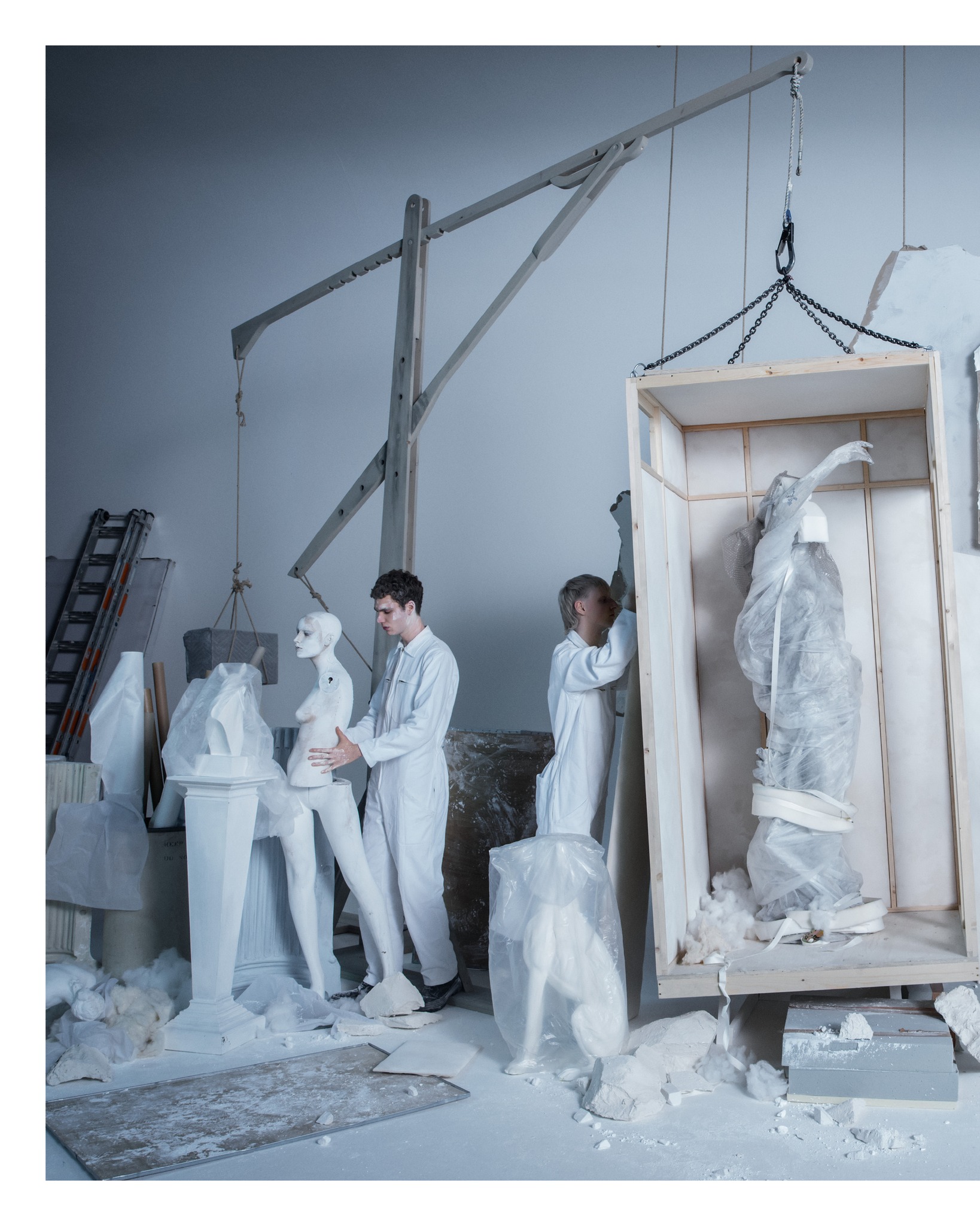 Foto: ZARA ATELIER. Collection 04_The Jacket/Zara/Tim Walker