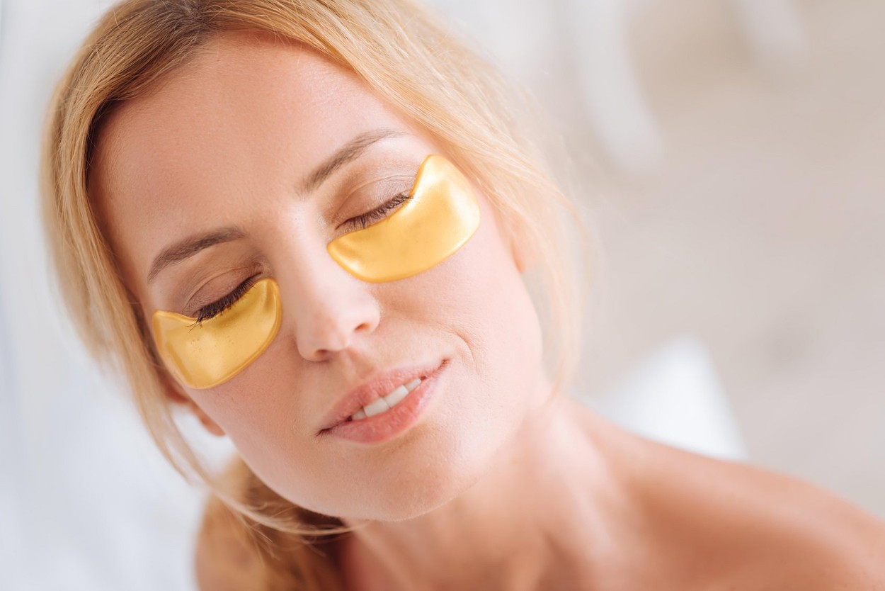 podočnjaki, blazinice, kozmetika, maska. obliž