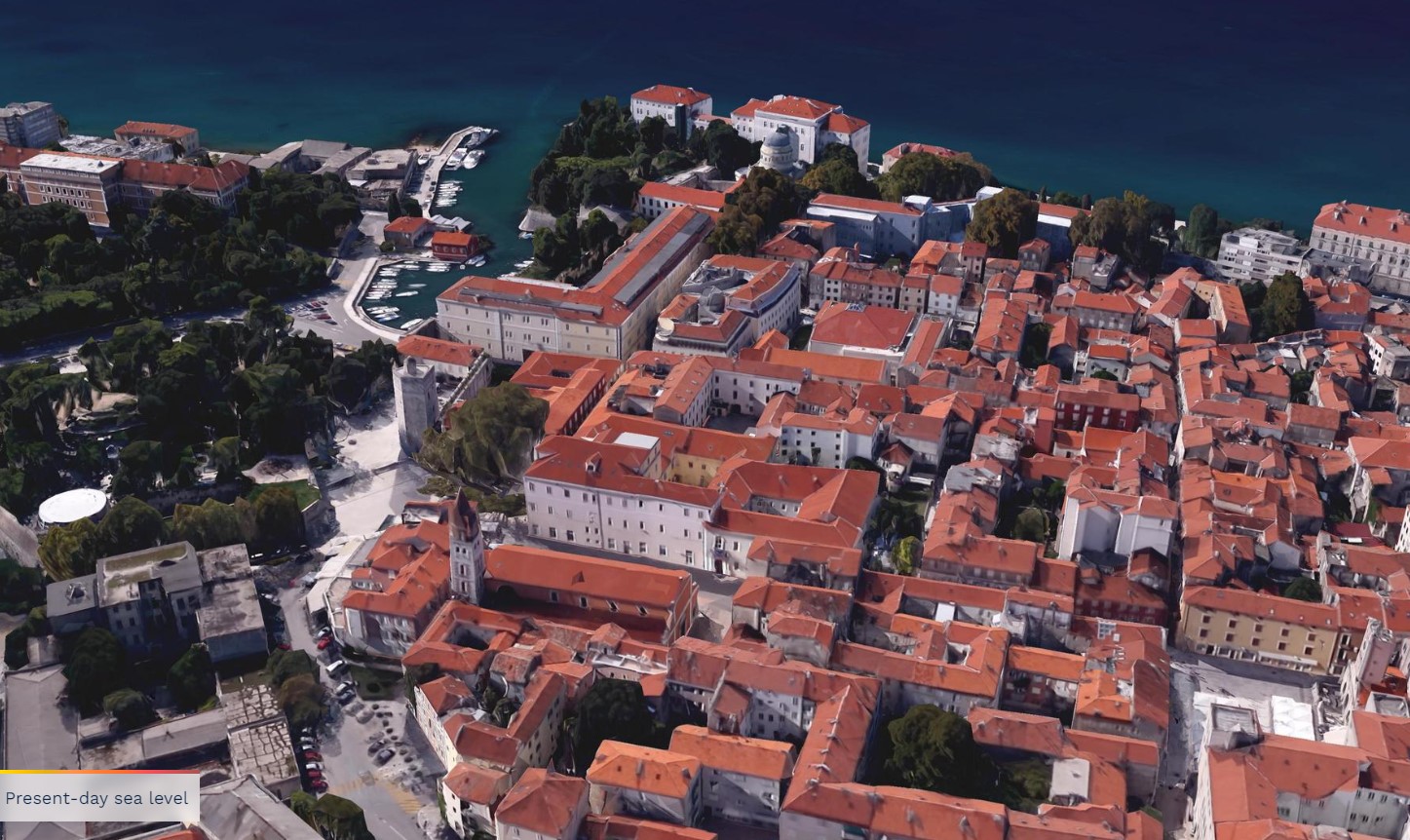 Raven morja v Zadru danes (Foto Zajem zaslona CLIMATE CENTRAL)