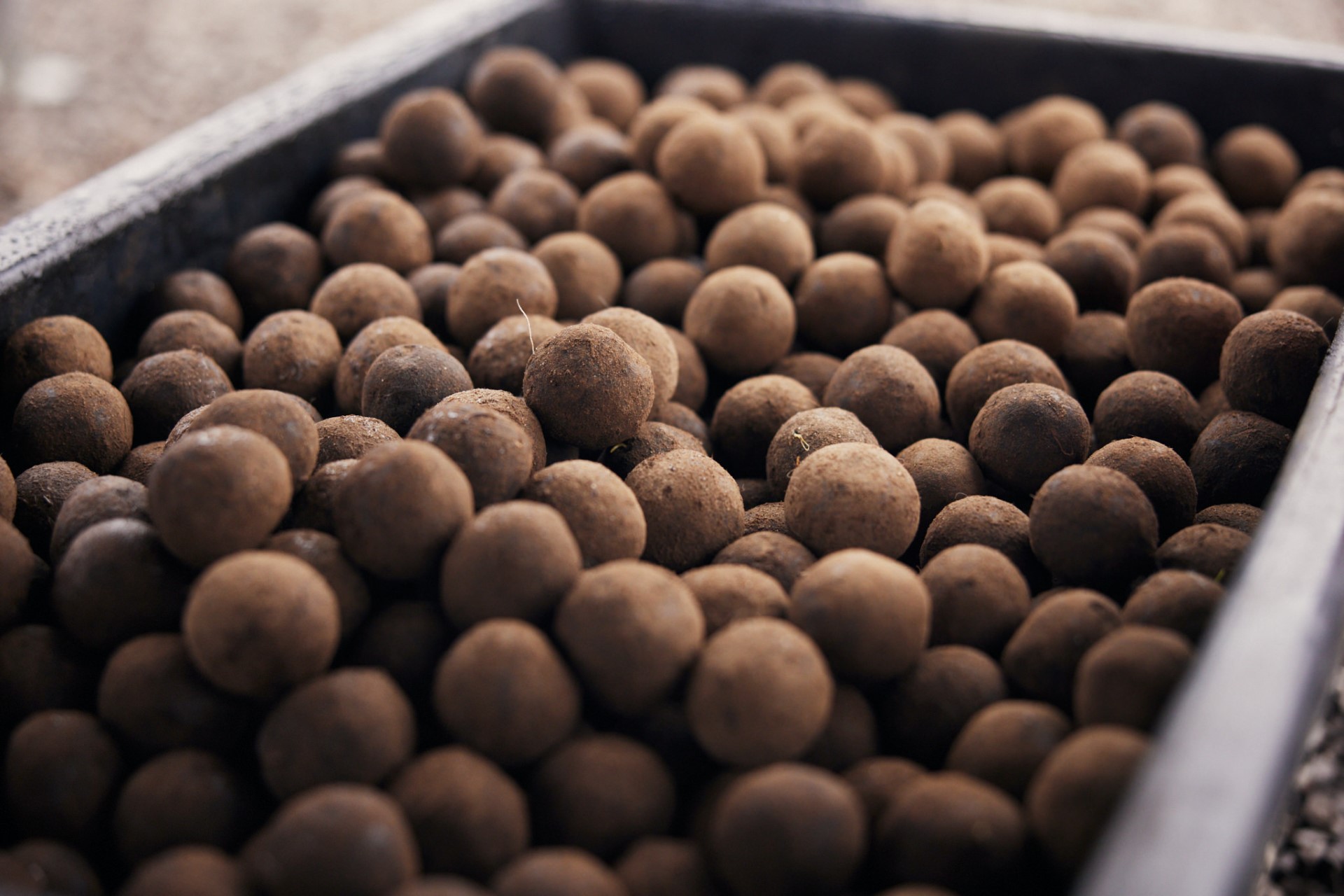 dron, semenske kroglice, semena