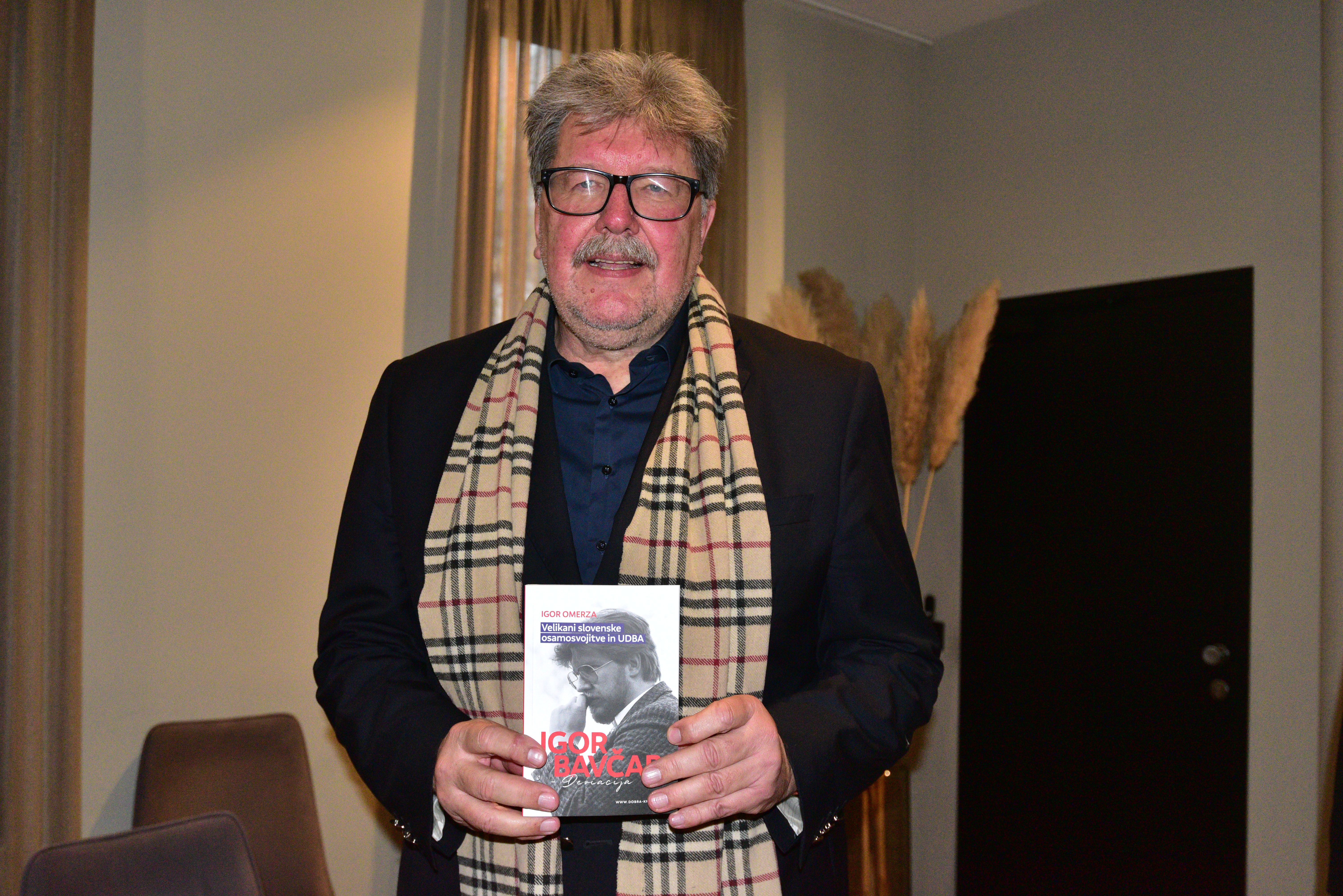 Igor Bavčar, Igor Omerza, knjiga
