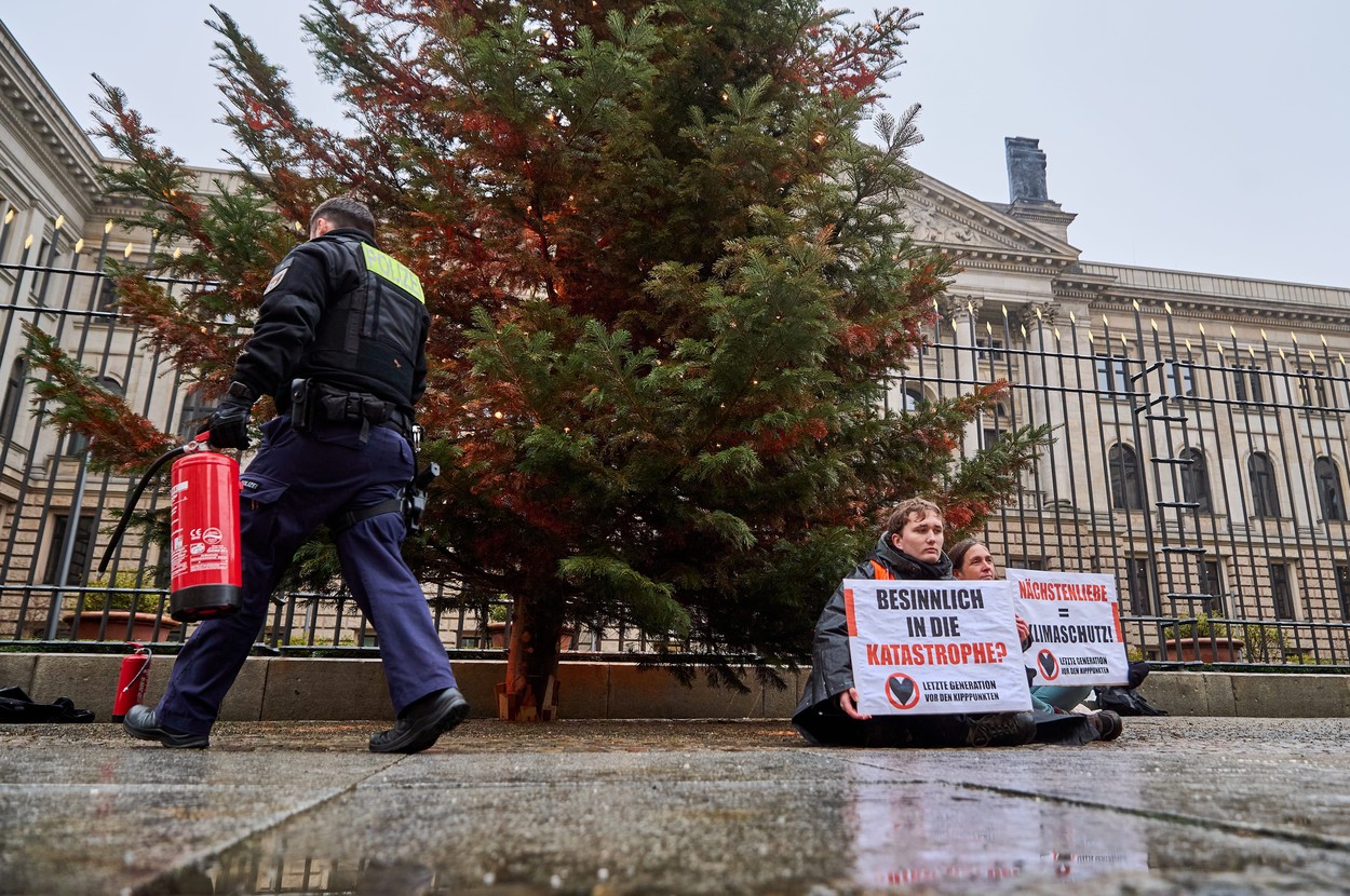 Okoljski aktivist iz skupine Last Generation