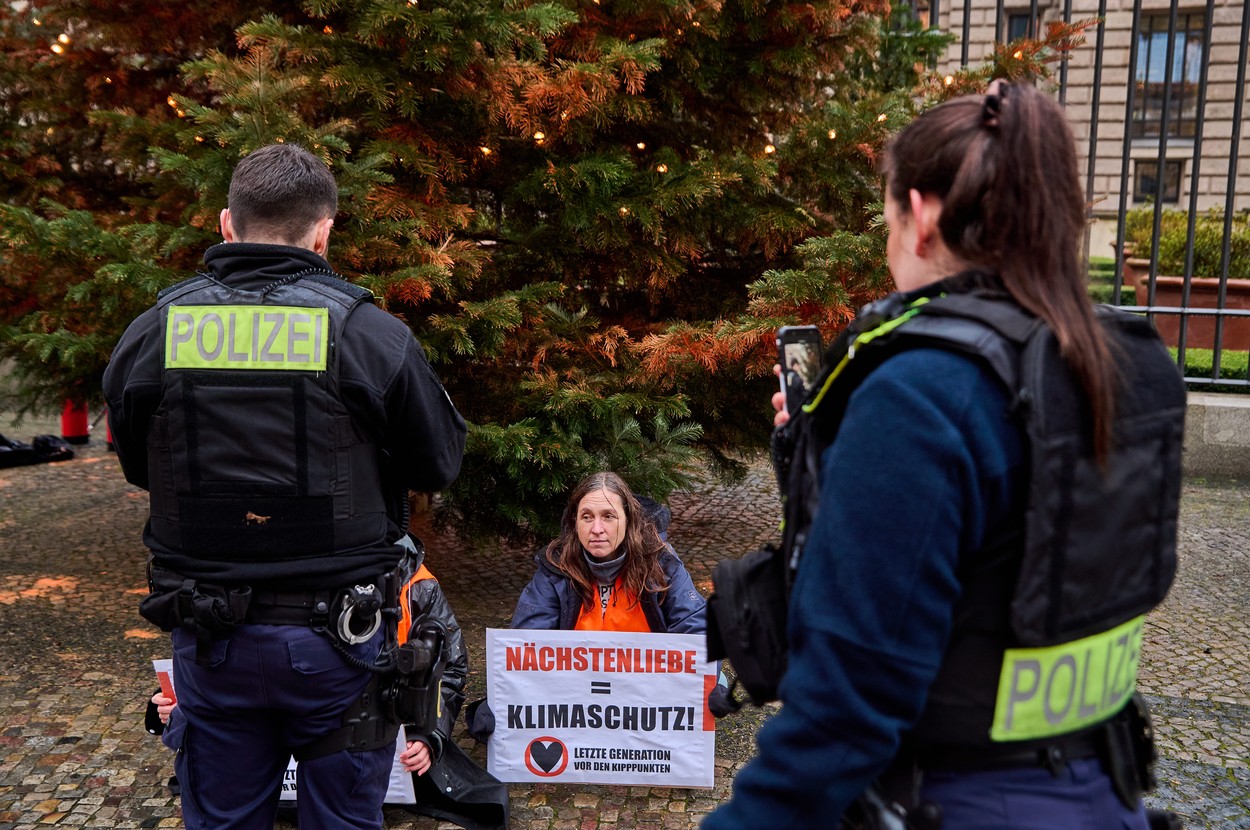 Okoljski aktivist iz skupine Last Generation