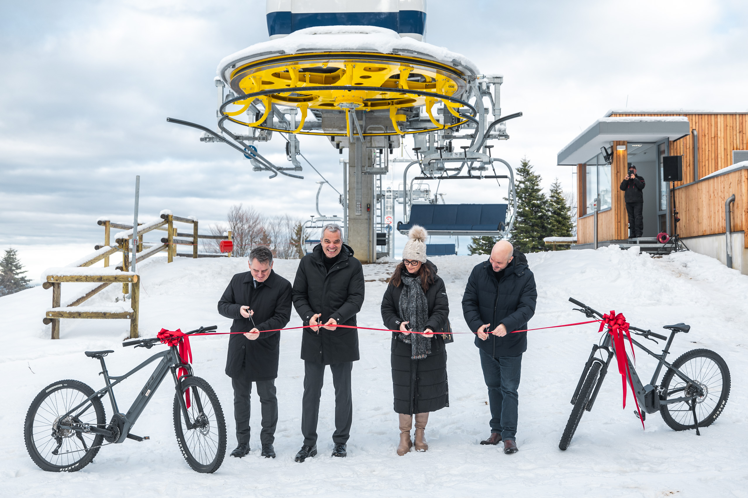 štirisedežnica, krožna kabinska žičnica, areh