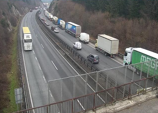 prometna nesreča, primorska avtocesta, gneča, zastoji