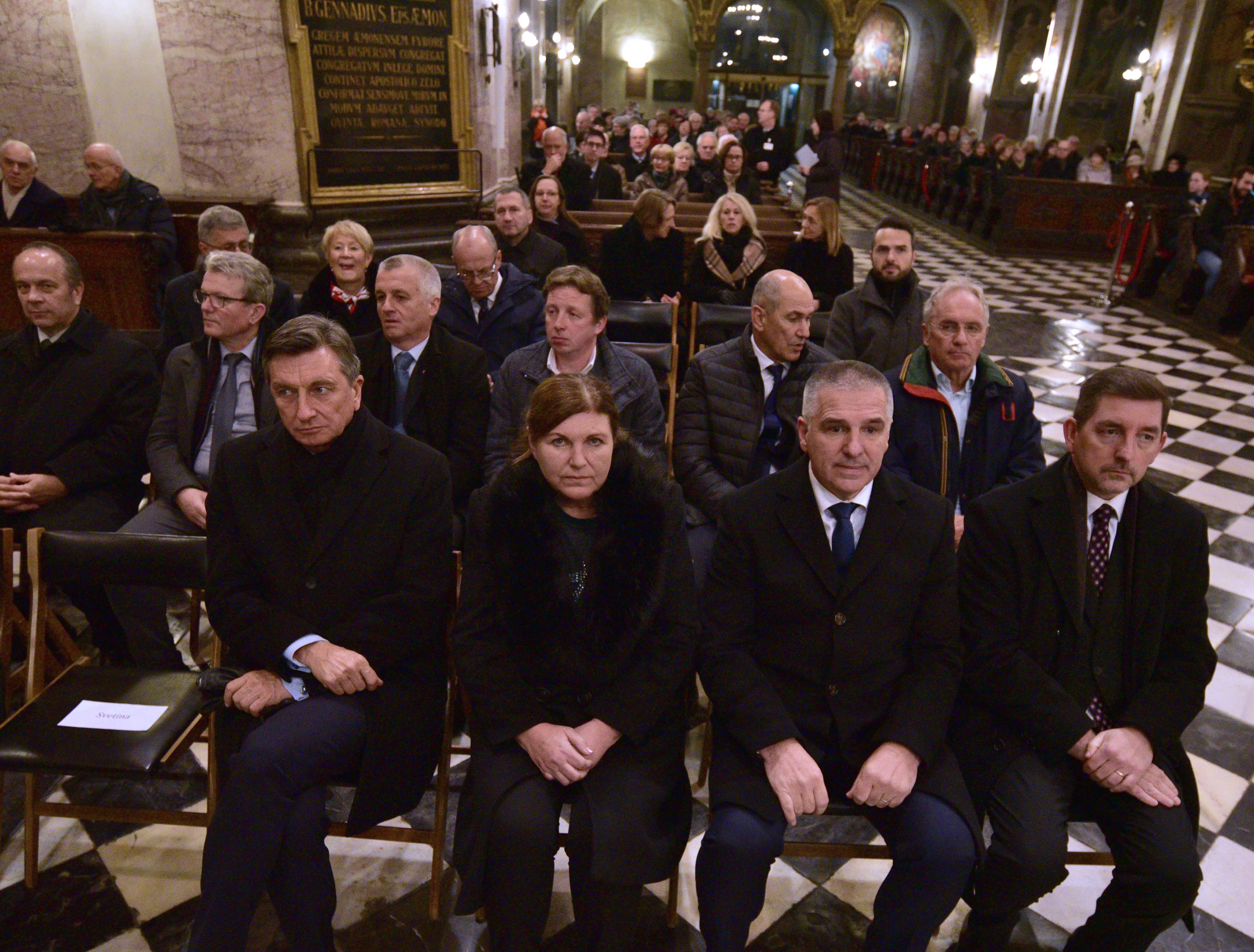 Maša za domovino ob dnevu samostojnosti in enotnosti